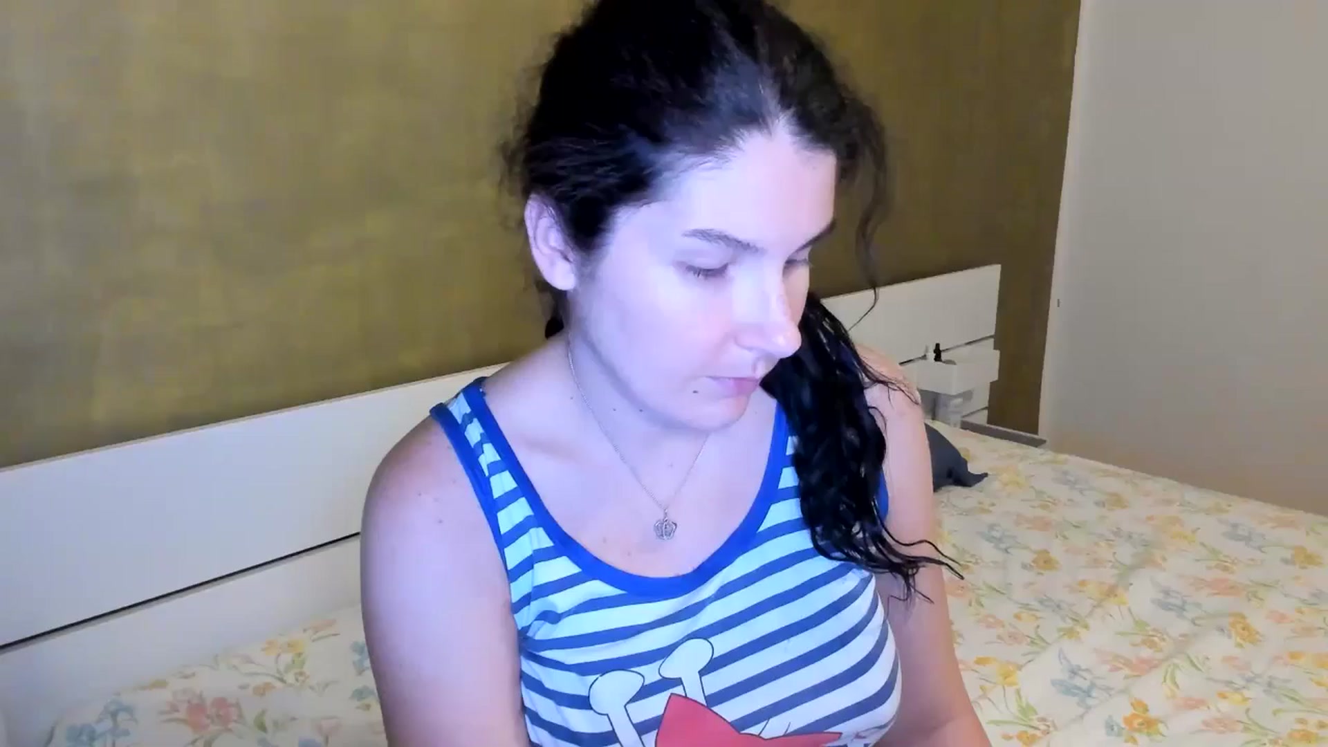 Gallery image thumbnail from SiouxPrincess's myfreecams stream on, 07/25/2025, 21:33 image 5 of 20