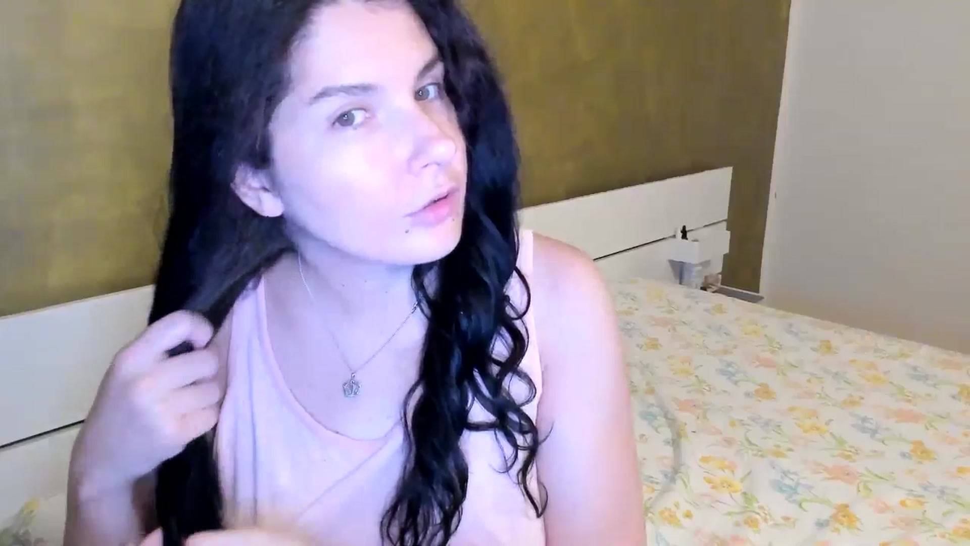 Gallery image thumbnail from SiouxPrincess's myfreecams stream on, 07/28/2025, 22:46 image 4 of 20