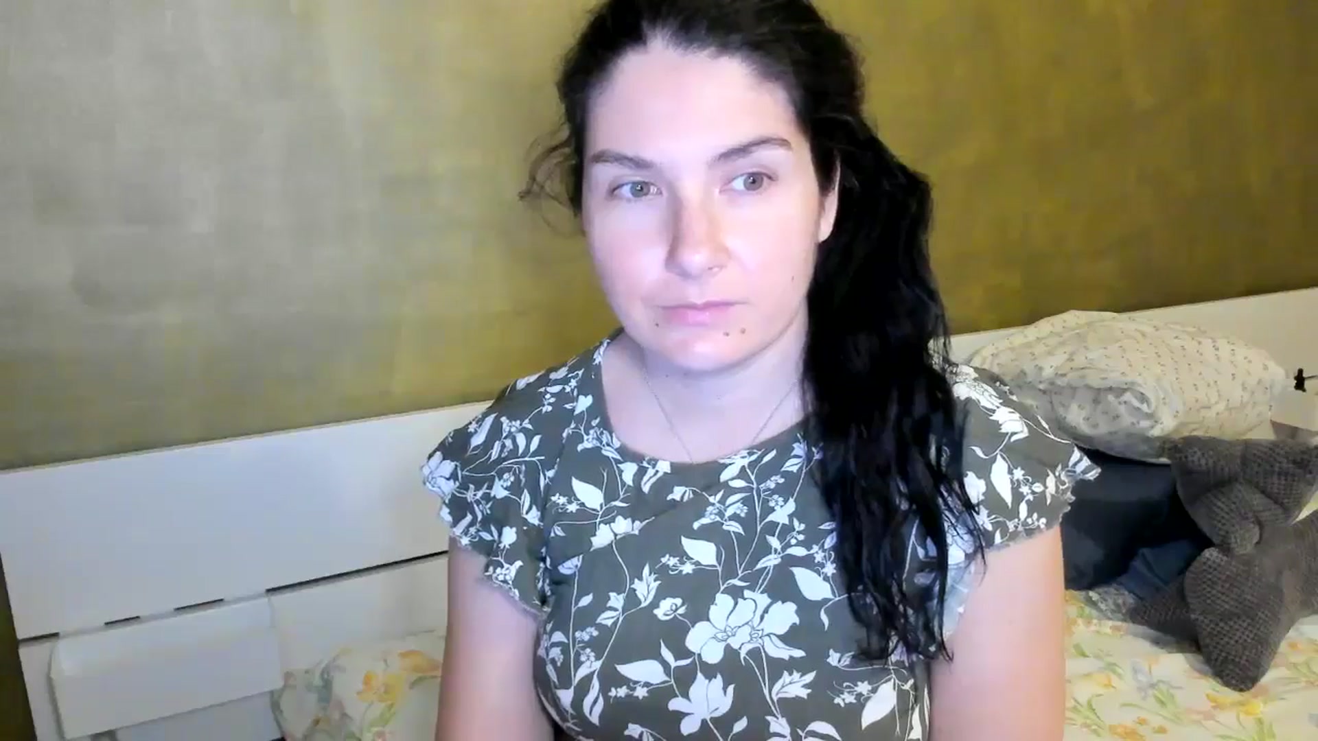 Gallery image thumbnail from SiouxPrincess's myfreecams stream on, 08/04/2025, 22:09 image 6 of 20