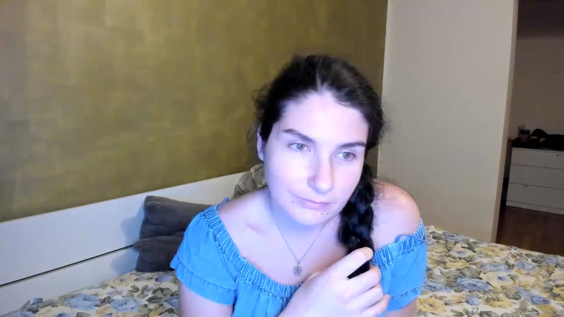 Gallery image thumbnail from SiouxPrincess's myfreecams stream on, 09/01/2025, 21:18 image 14 of 20