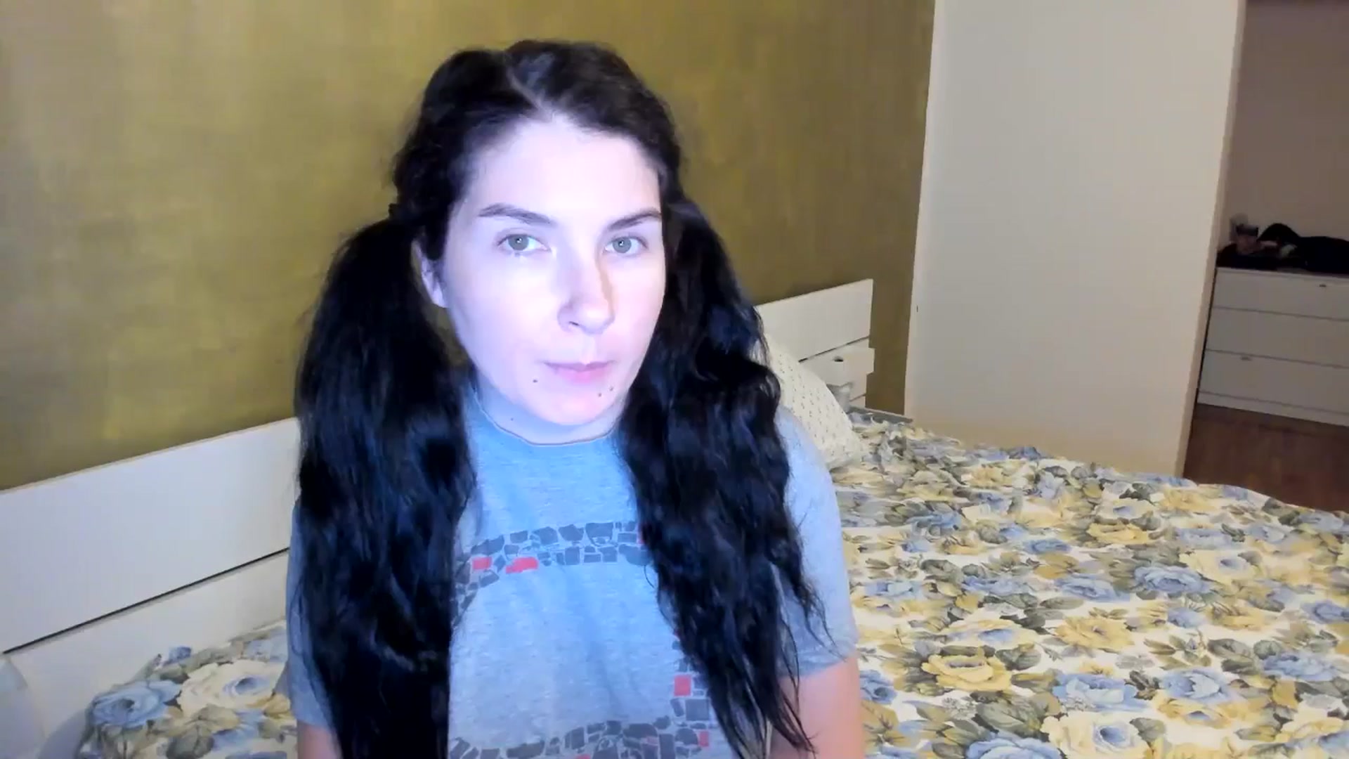 Gallery image thumbnail from SiouxPrincess's myfreecams stream on, 09/04/2025, 21:21 image 16 of 20