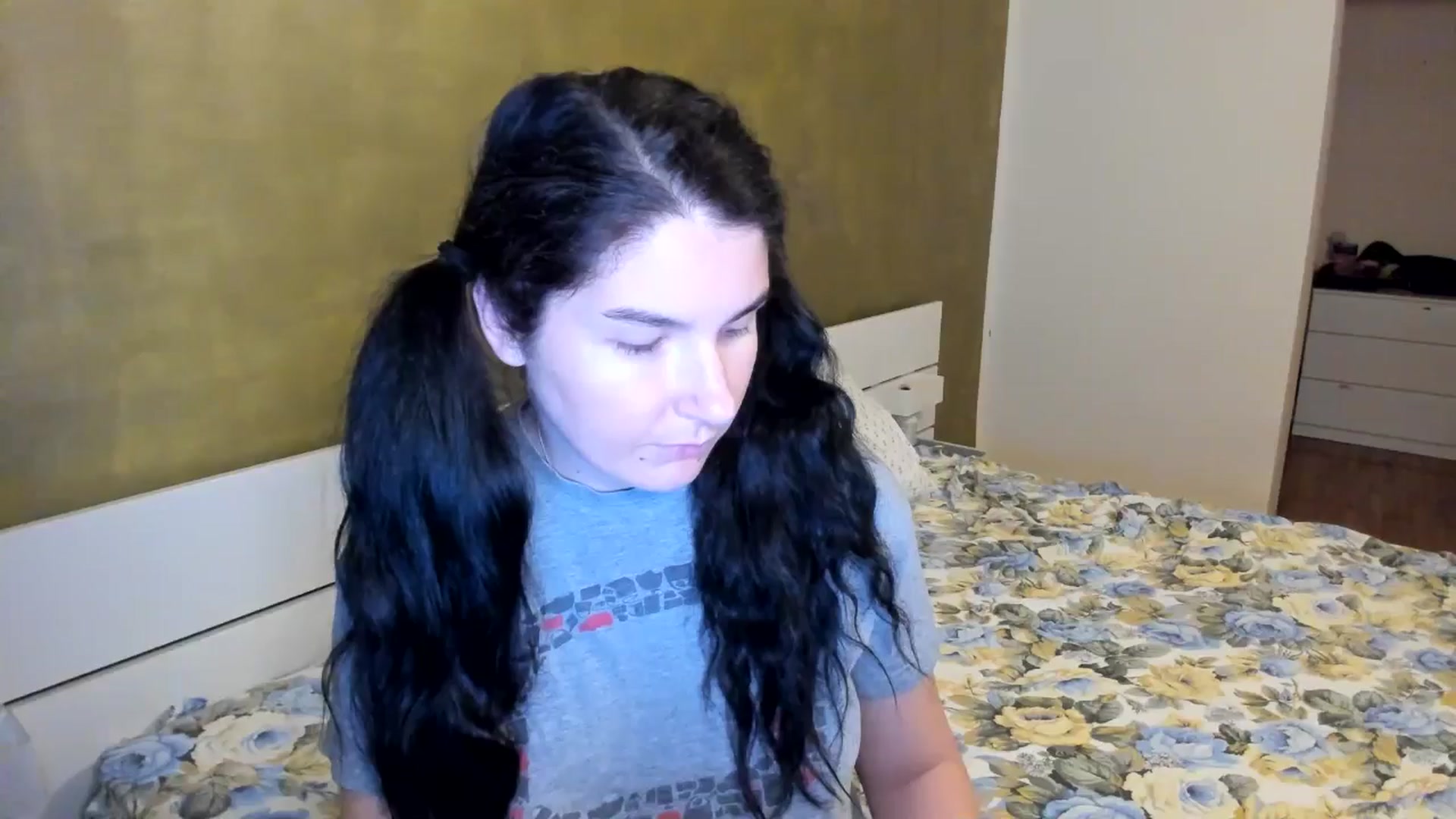 Gallery image thumbnail from SiouxPrincess's myfreecams stream on, 09/04/2025, 21:21 image 4 of 20