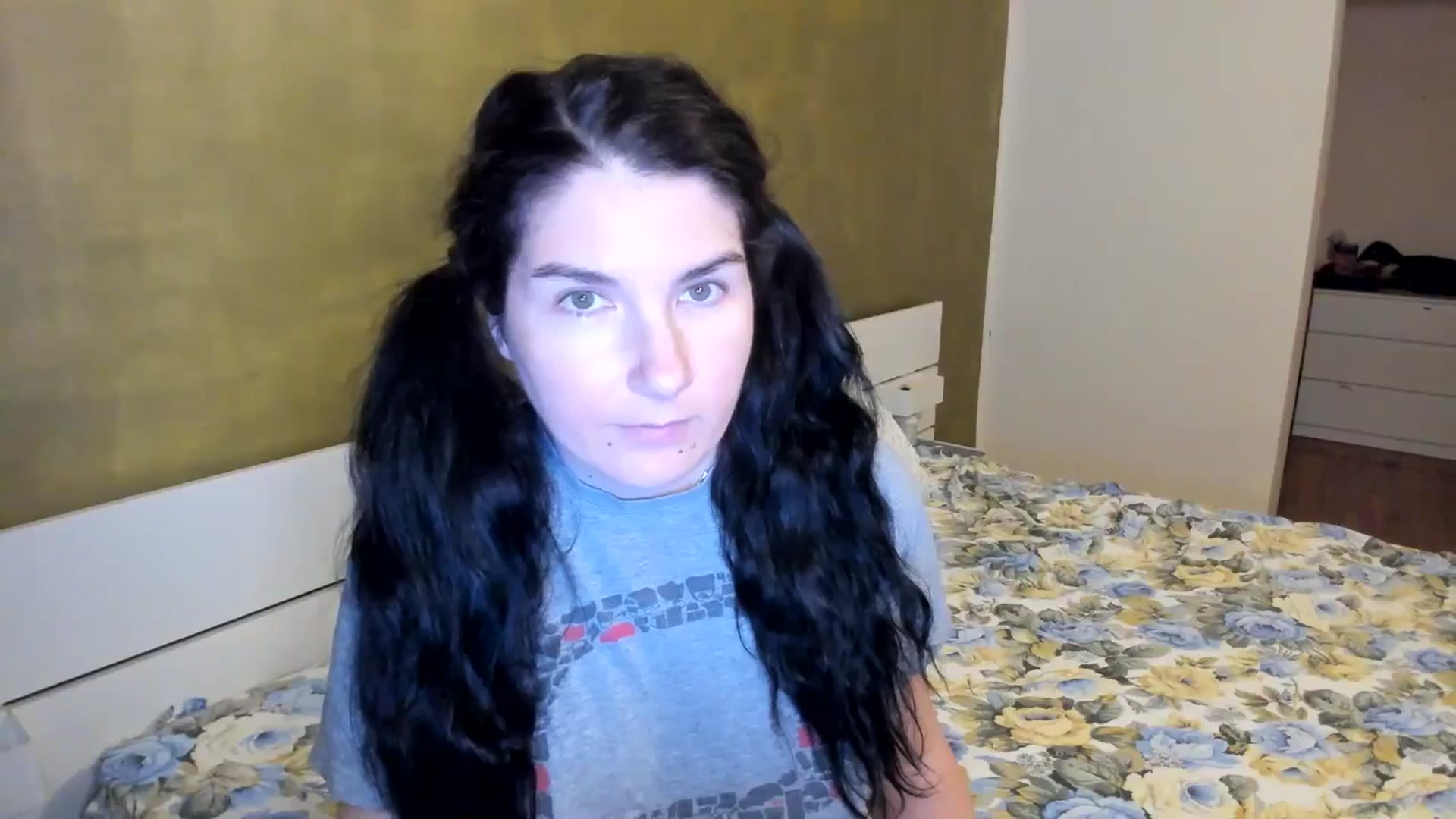 Gallery image thumbnail from SiouxPrincess's myfreecams stream on, 09/04/2025, 21:21 image 19 of 20