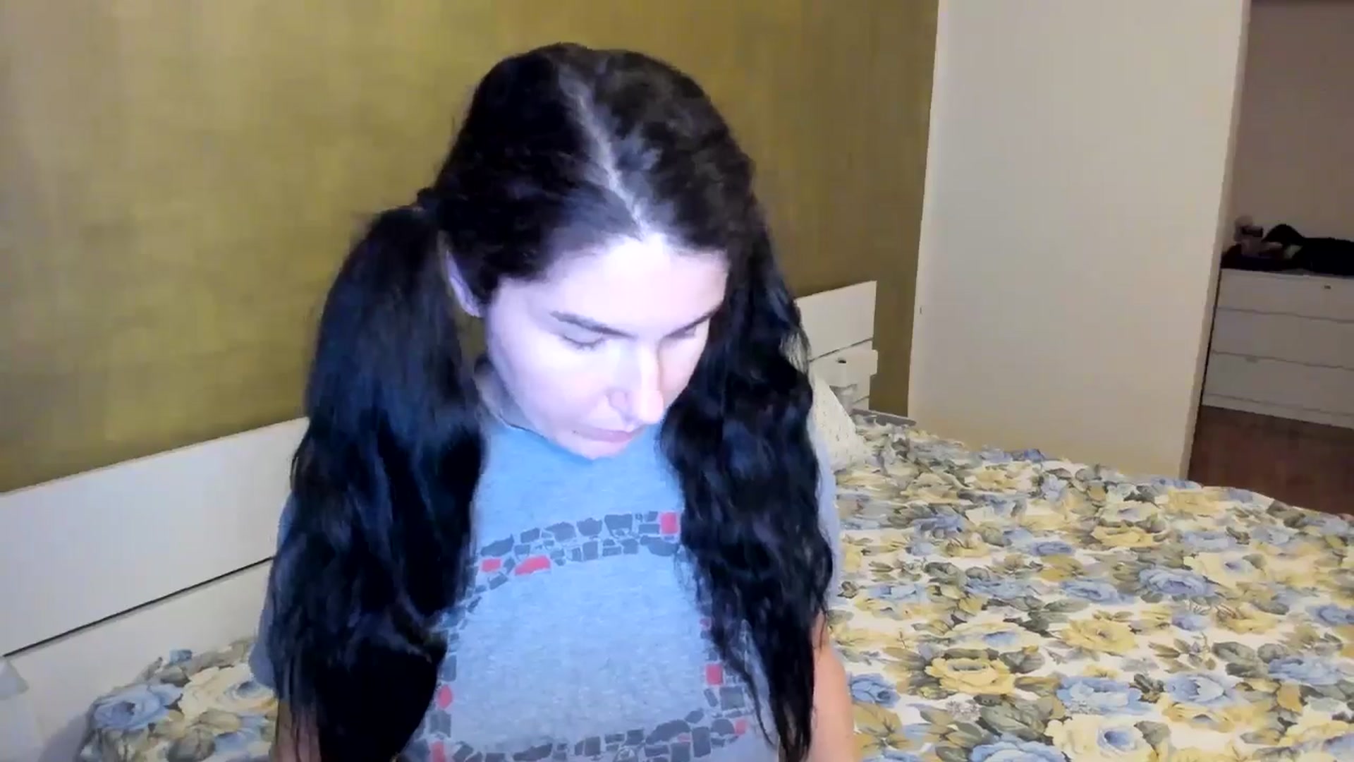 Gallery image thumbnail from SiouxPrincess's myfreecams stream on, 09/04/2025, 21:21 image 14 of 20