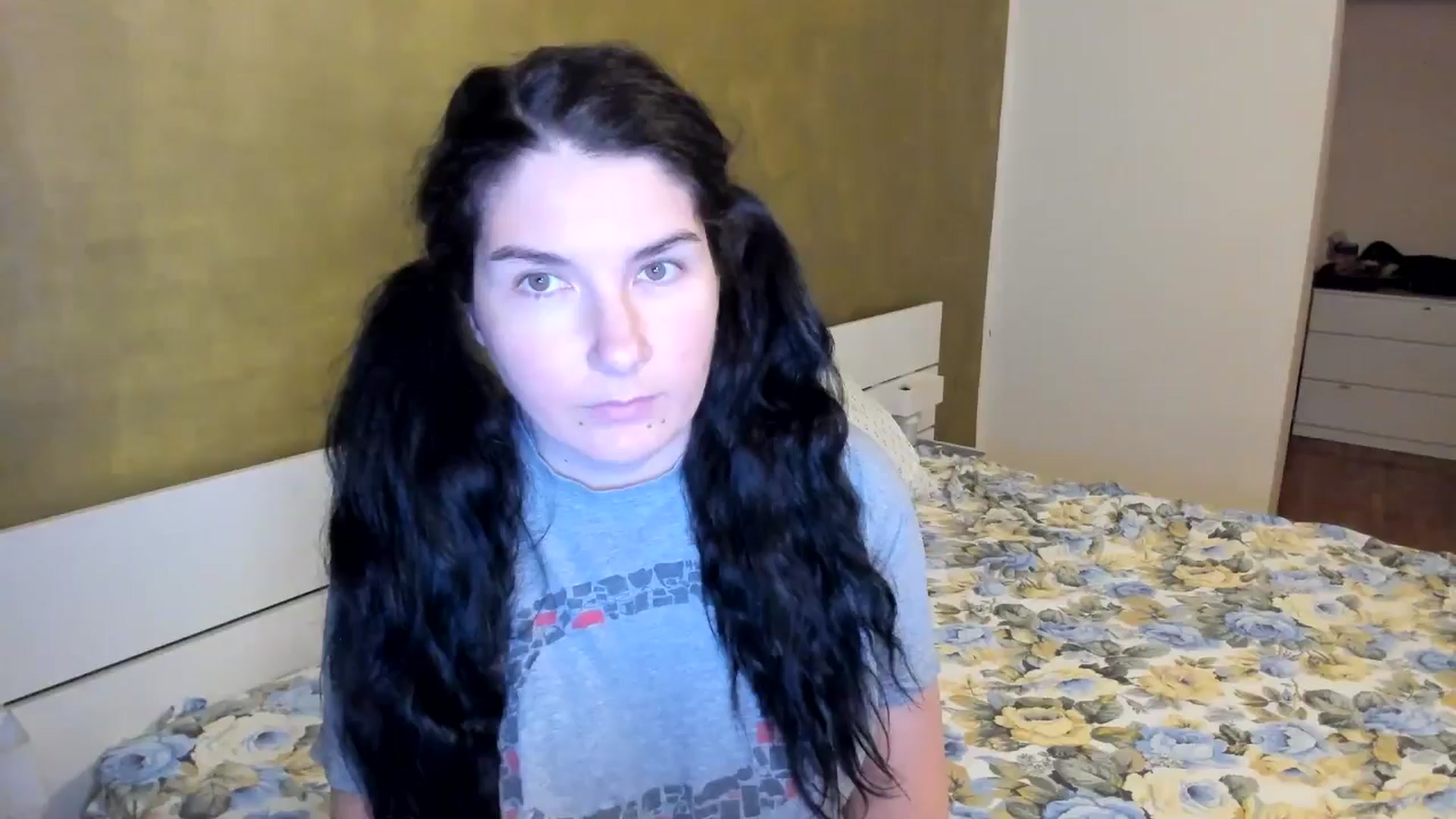 Gallery image thumbnail from SiouxPrincess's myfreecams stream on, 09/04/2025, 21:21 image 18 of 20