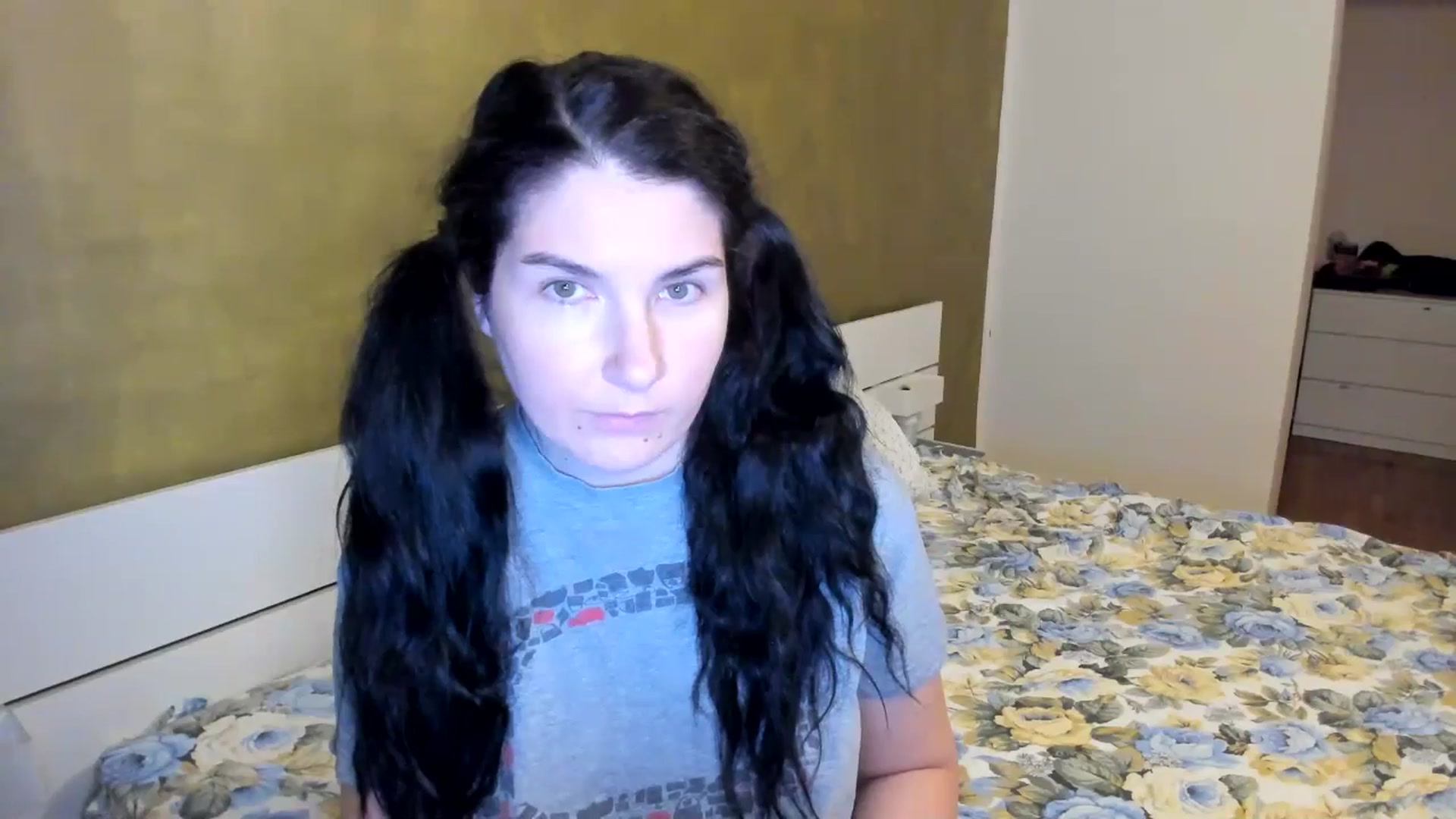 Gallery image thumbnail from SiouxPrincess's myfreecams stream on, 09/04/2025, 21:21 image 2 of 20