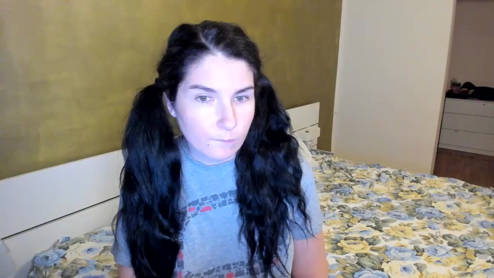 Gallery image thumbnail from SiouxPrincess's myfreecams stream on, 09/04/2025, 21:21 image 6 of 20