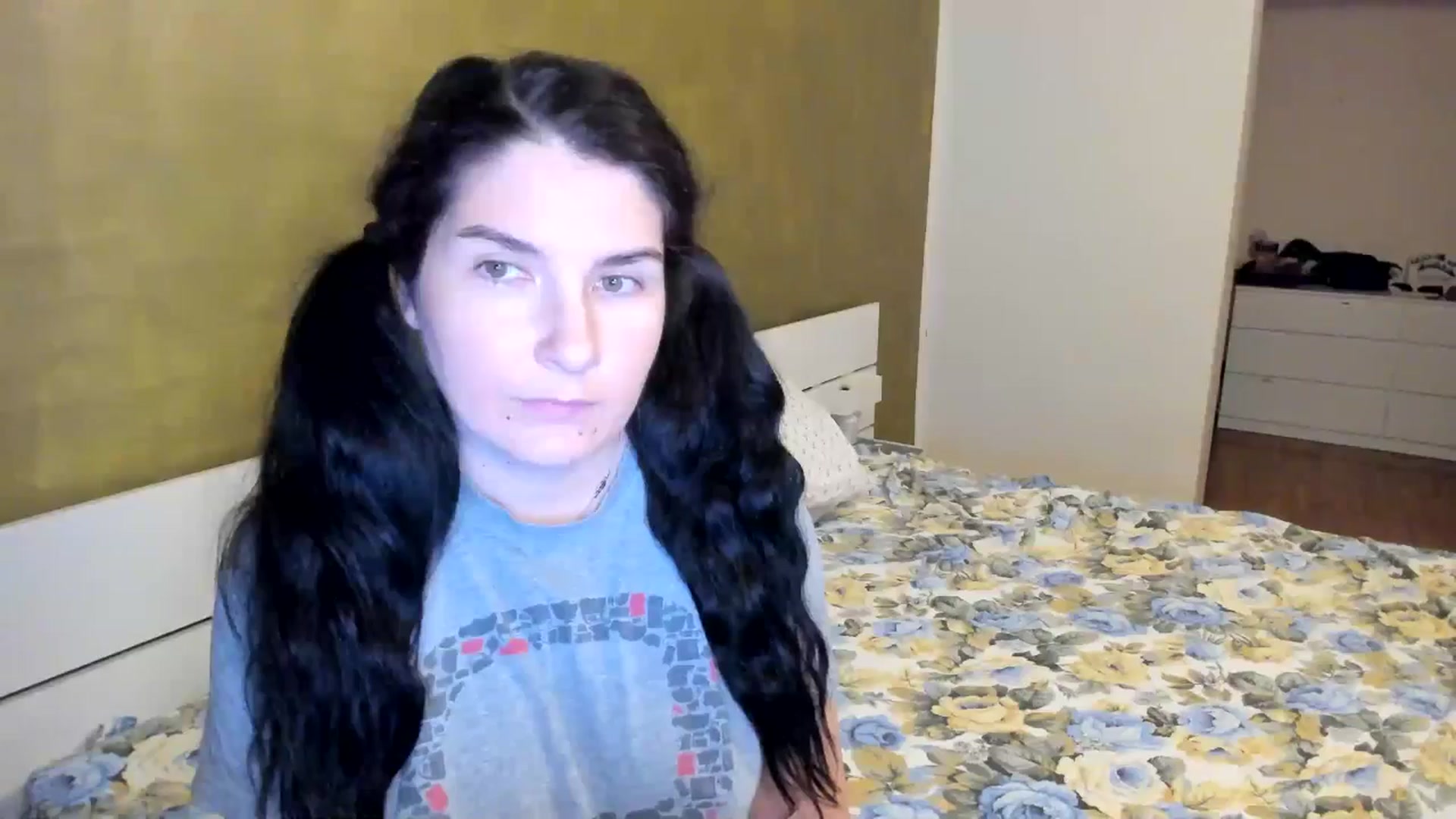 Gallery image thumbnail from SiouxPrincess's myfreecams stream on, 09/04/2025, 21:52 image 17 of 20