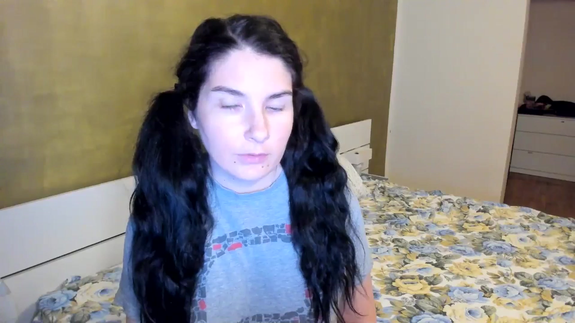 Gallery image thumbnail from SiouxPrincess's myfreecams stream on, 09/04/2025, 21:52 image 7 of 20