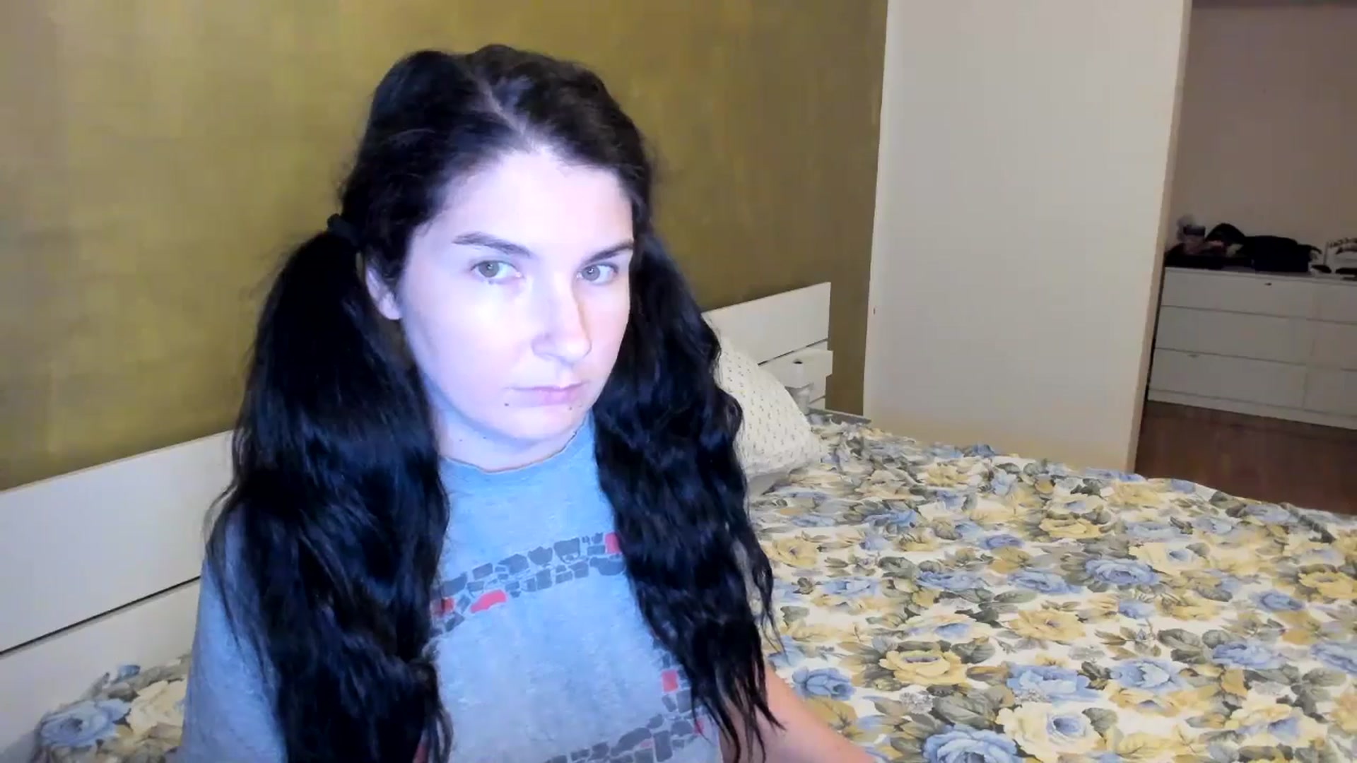 Gallery image thumbnail from SiouxPrincess's myfreecams stream on, 09/04/2025, 21:52 image 14 of 20