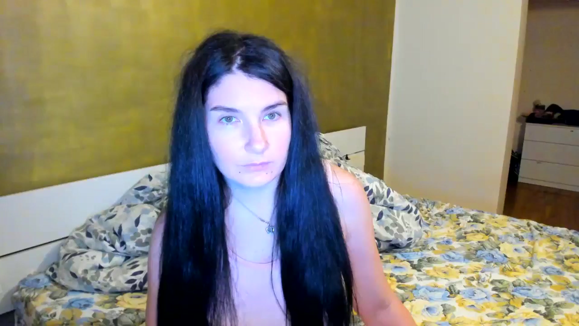 Gallery image thumbnail from SiouxPrincess's myfreecams stream on, 09/15/2025, 21:41 image 14 of 20