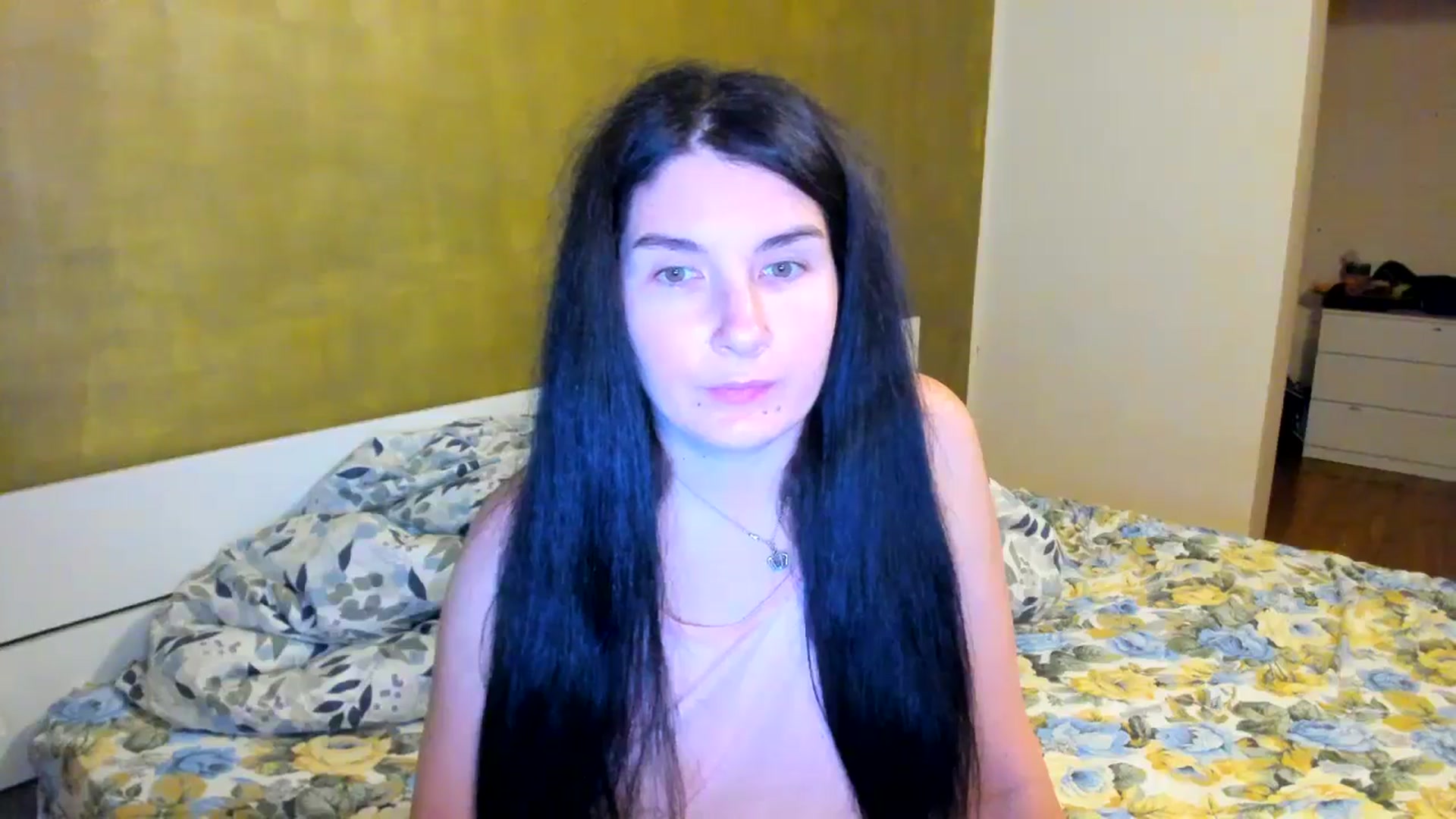 Gallery image thumbnail from SiouxPrincess's myfreecams stream on, 09/15/2025, 21:41 image 11 of 20