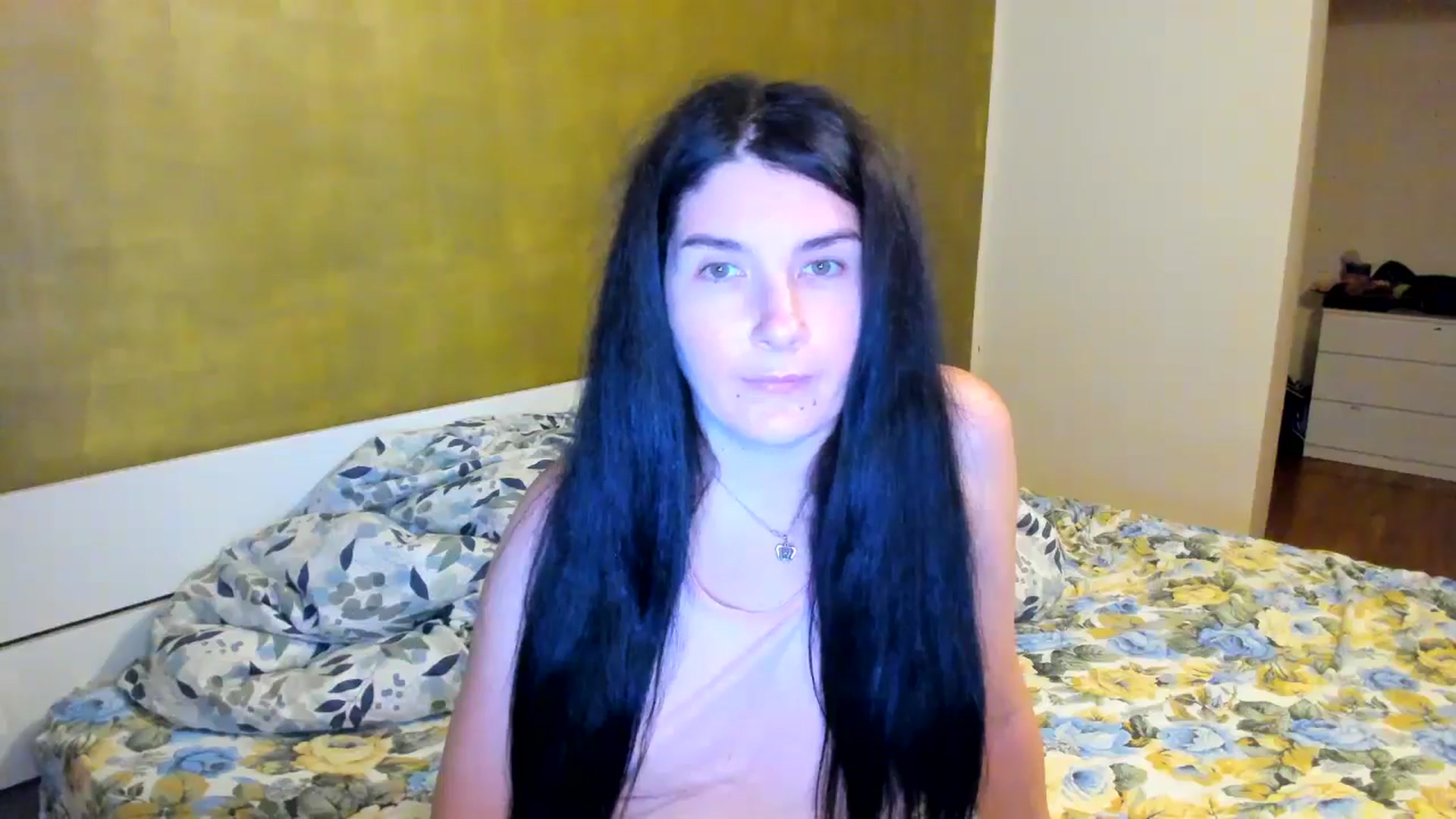 Gallery image thumbnail from SiouxPrincess's myfreecams stream on, 09/15/2025, 21:41 image 8 of 20