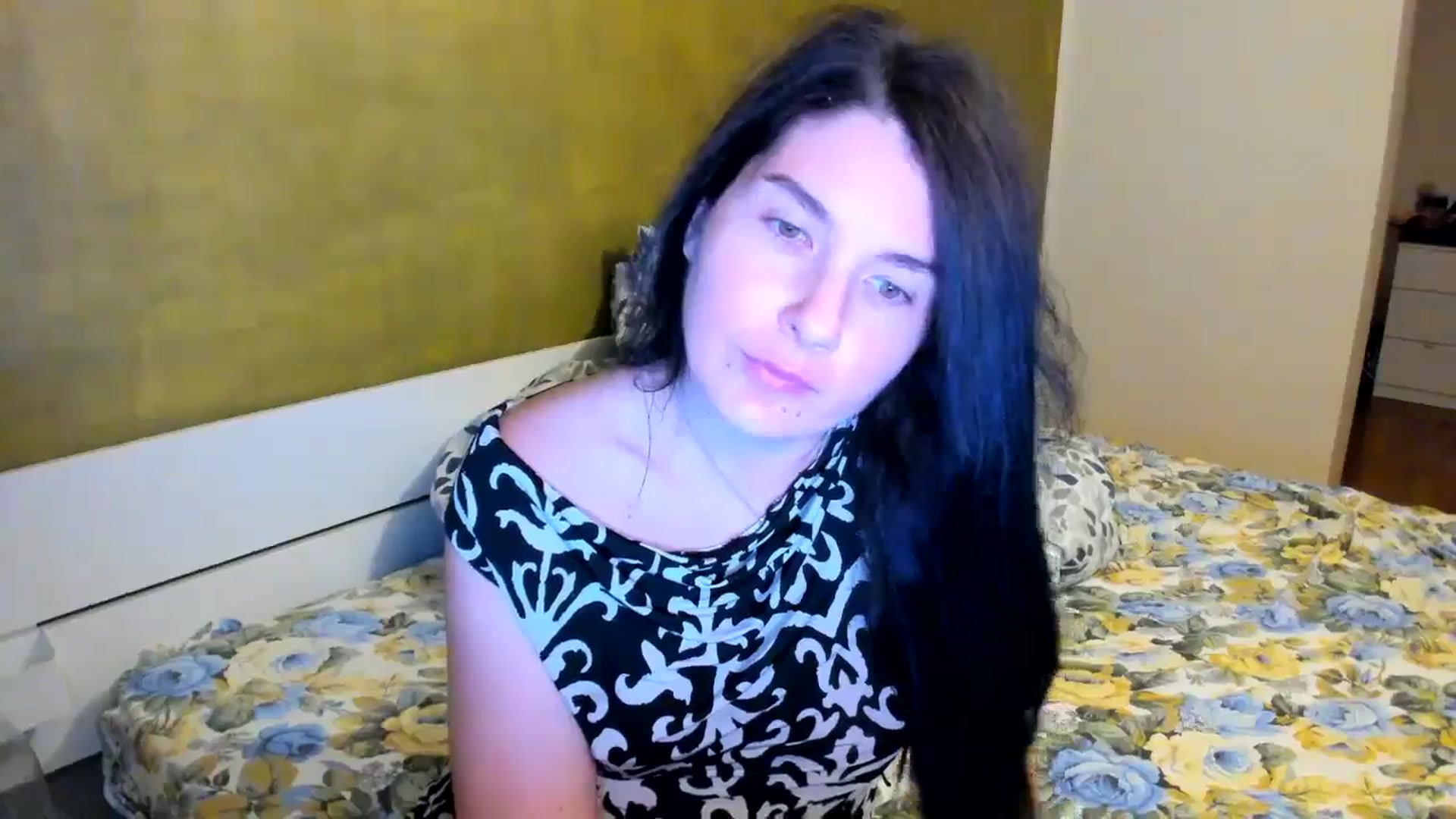 Gallery image thumbnail from SiouxPrincess's myfreecams stream on, 09/17/2025, 21:49 image 18 of 20
