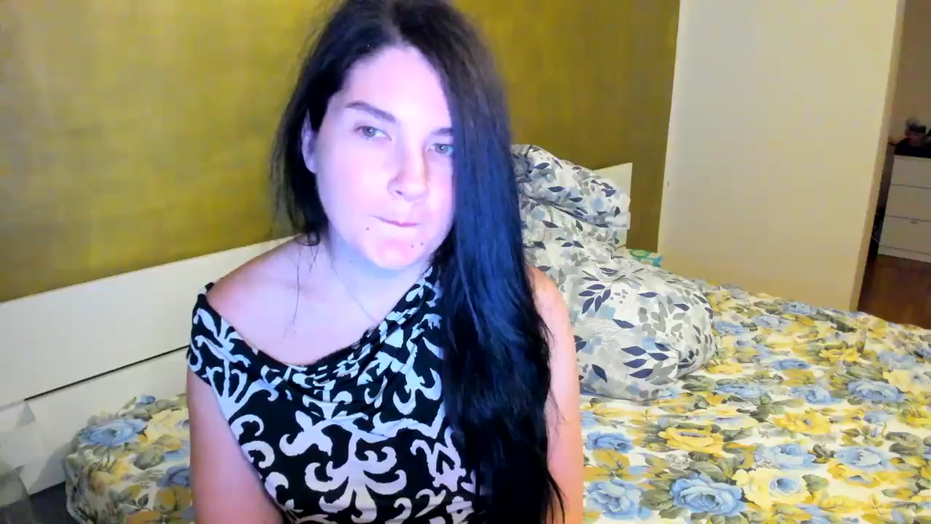 Gallery image thumbnail from SiouxPrincess's myfreecams stream on, 09/17/2025, 21:49 image 15 of 20