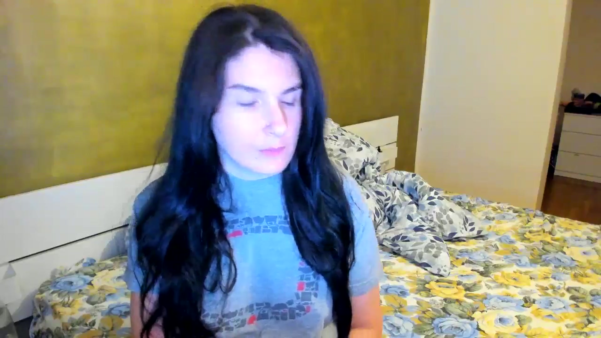 Gallery image thumbnail from SiouxPrincess's myfreecams stream on, 09/22/2025, 21:52 image 4 of 20