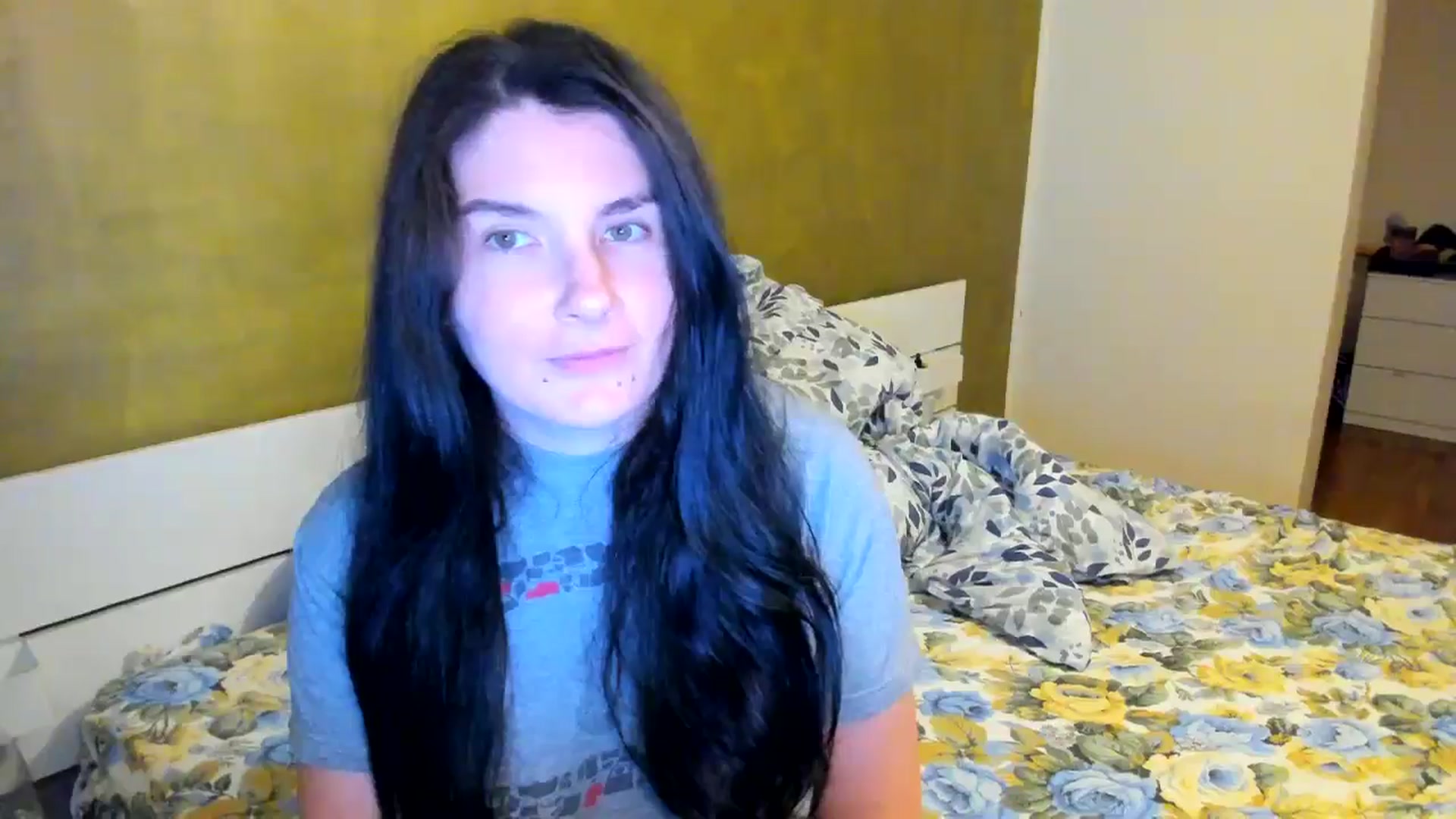 Gallery image thumbnail from SiouxPrincess's myfreecams stream on, 09/22/2025, 21:52 image 14 of 20