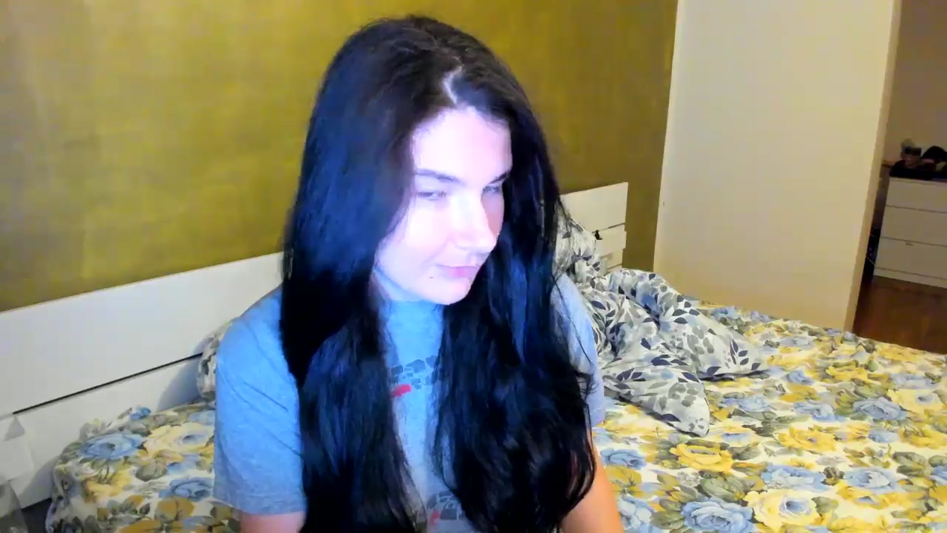 Gallery image thumbnail from SiouxPrincess's myfreecams stream on, 09/22/2025, 21:52 image 16 of 20