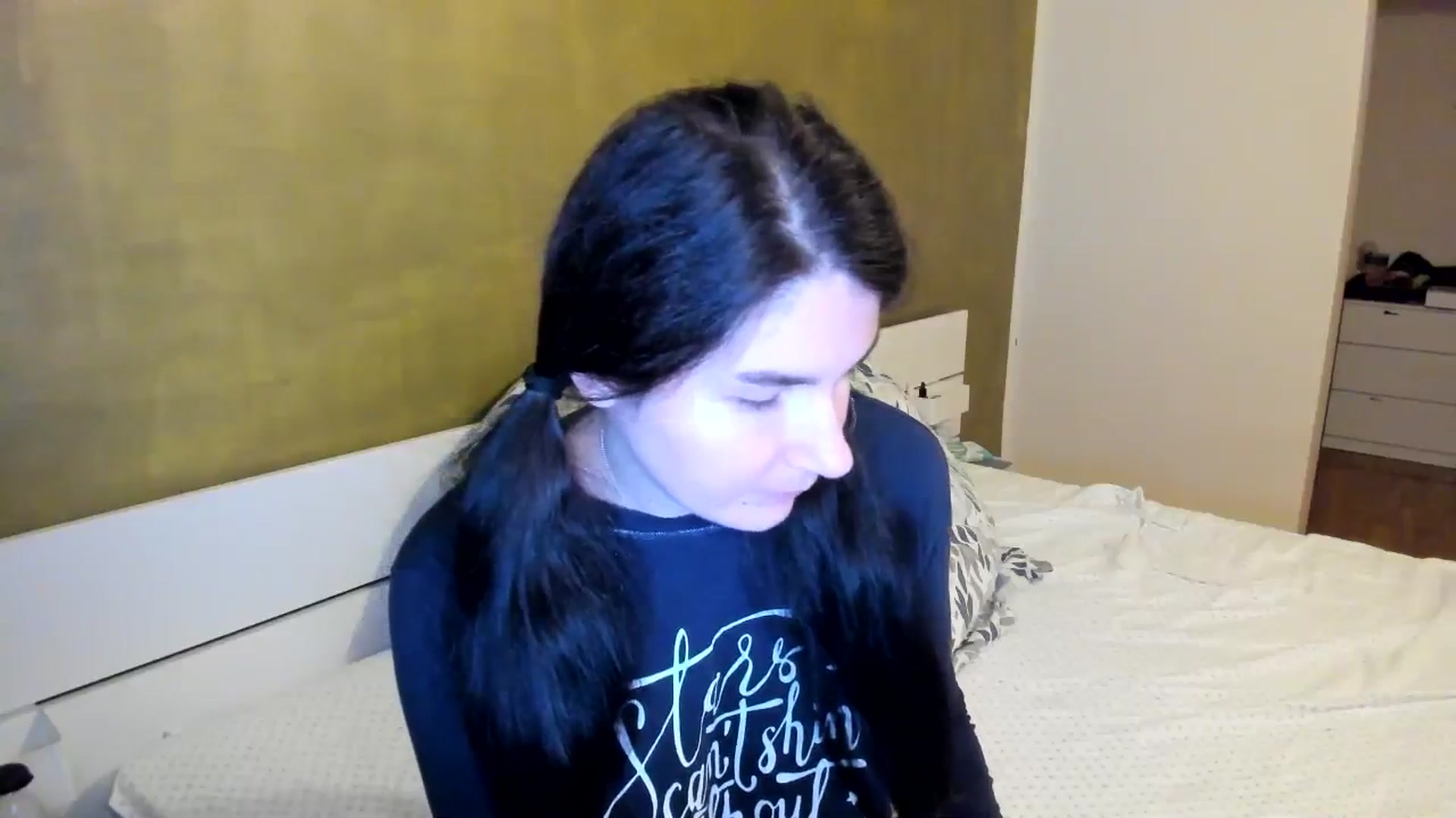 Gallery image thumbnail from SiouxPrincess's myfreecams stream on, 10/13/2025, 21:06 image 18 of 20