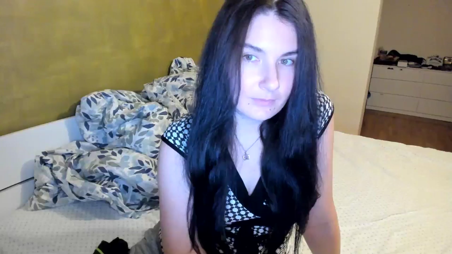 Gallery image thumbnail from SiouxPrincess's myfreecams stream on, 10/16/2025, 21:33 image 16 of 20