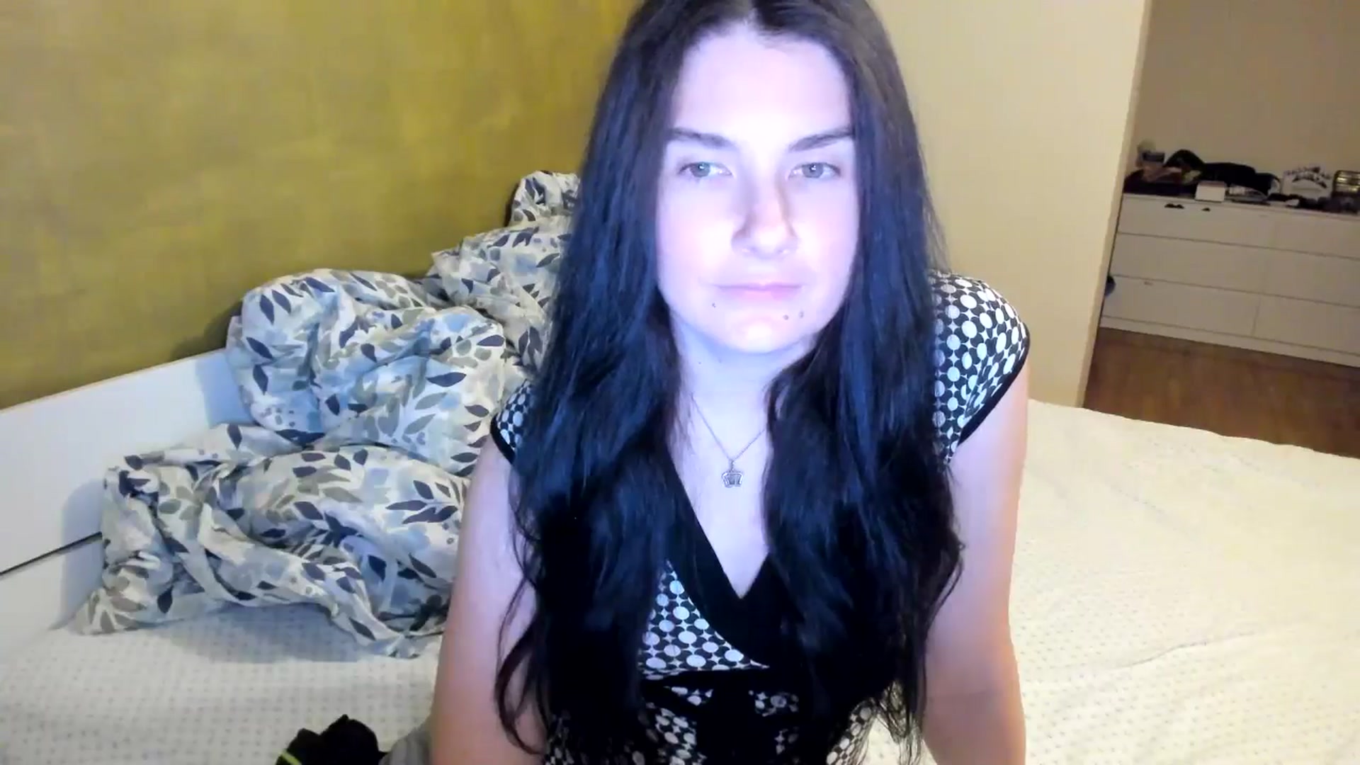 Gallery image thumbnail from SiouxPrincess's myfreecams stream on, 10/16/2025, 21:33 image 17 of 20