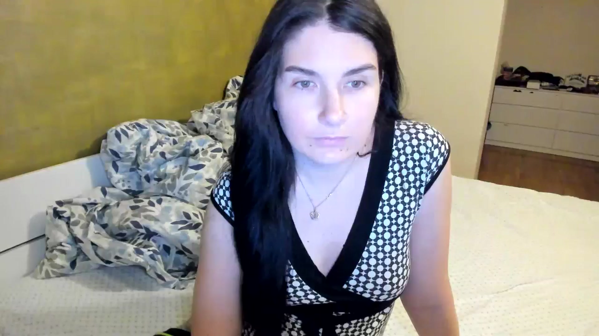 Gallery image thumbnail from SiouxPrincess's myfreecams stream on, 10/16/2025, 21:33 image 1 of 20