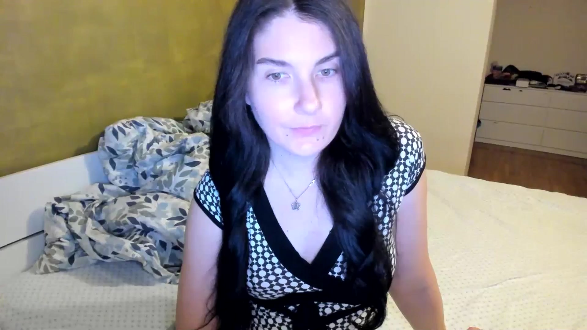 Gallery image thumbnail from SiouxPrincess's myfreecams stream on, 10/16/2025, 21:33 image 7 of 20