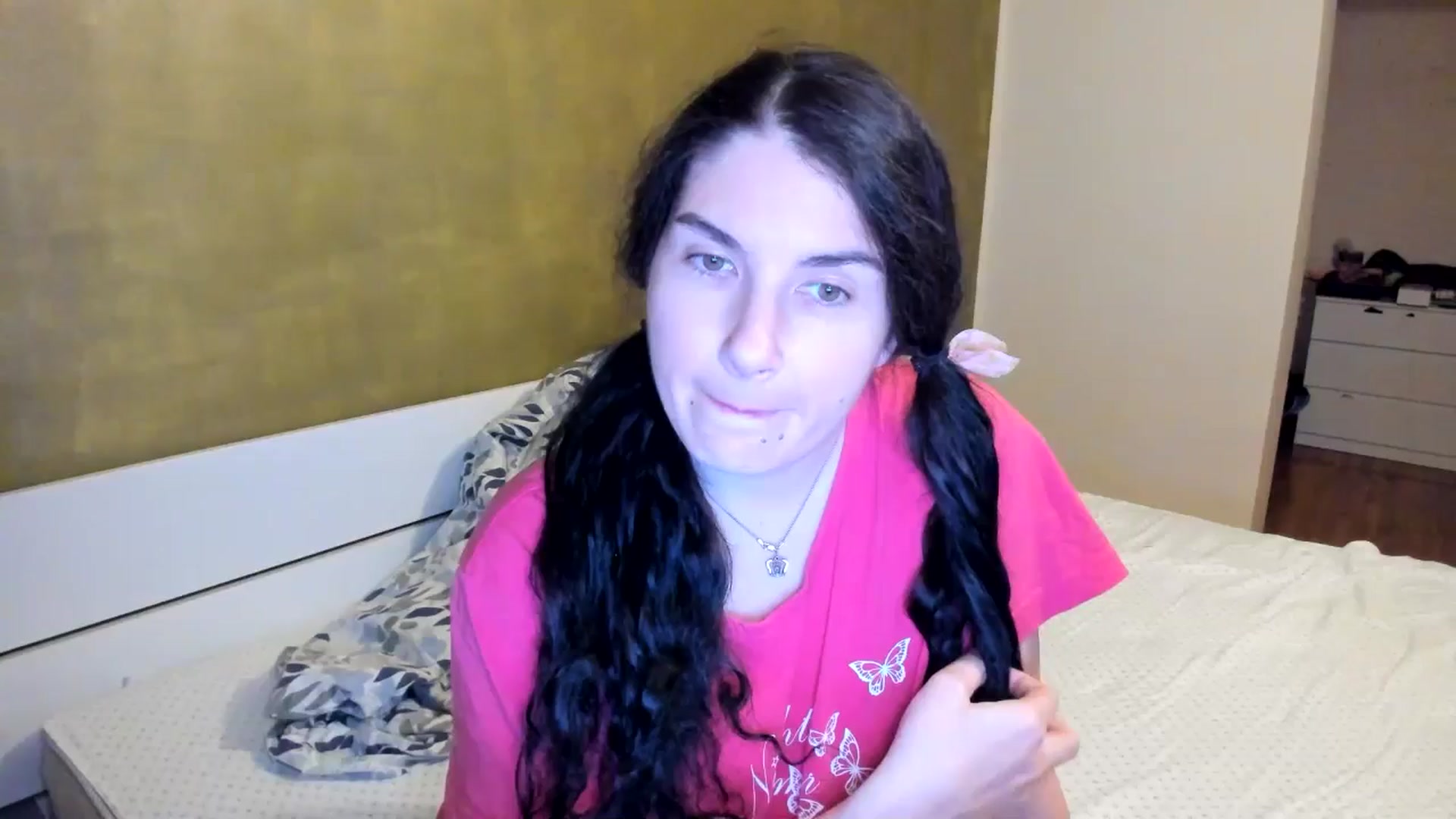 Gallery image thumbnail from SiouxPrincess's myfreecams stream on, 10/25/2025, 20:52 image 3 of 20