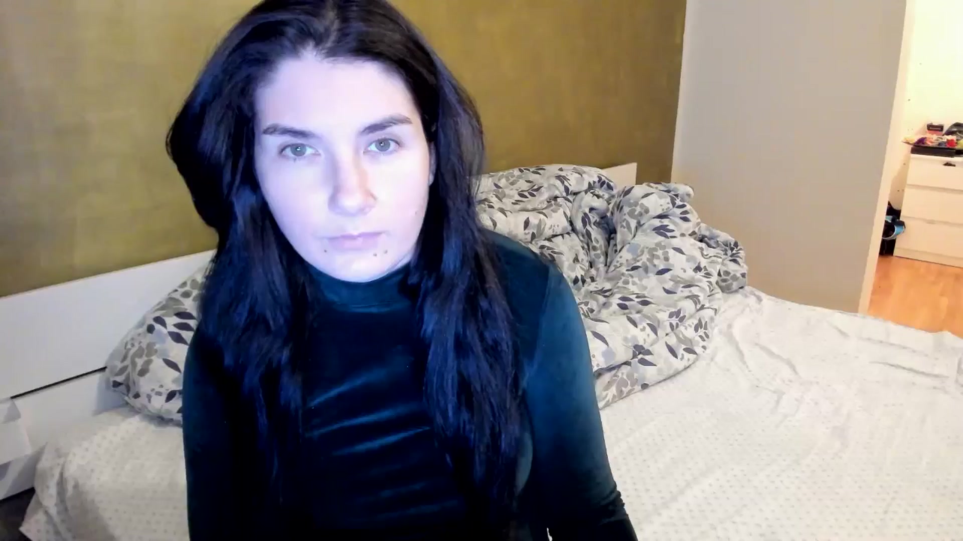 Gallery image thumbnail from SiouxPrincess's myfreecams stream on, 11/01/2025, 20:48 image 1 of 20
