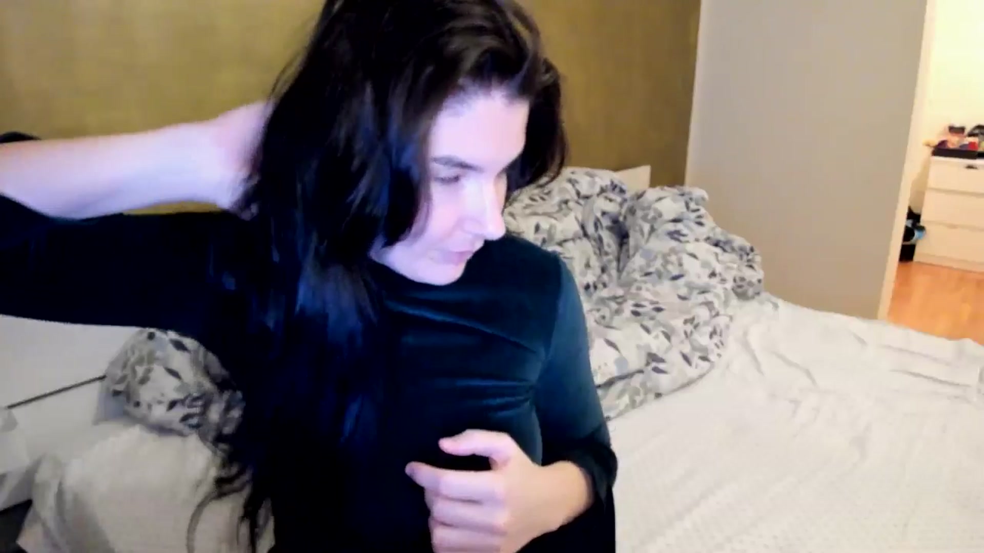 Gallery image thumbnail from SiouxPrincess's myfreecams stream on, 11/01/2025, 20:48 image 9 of 20