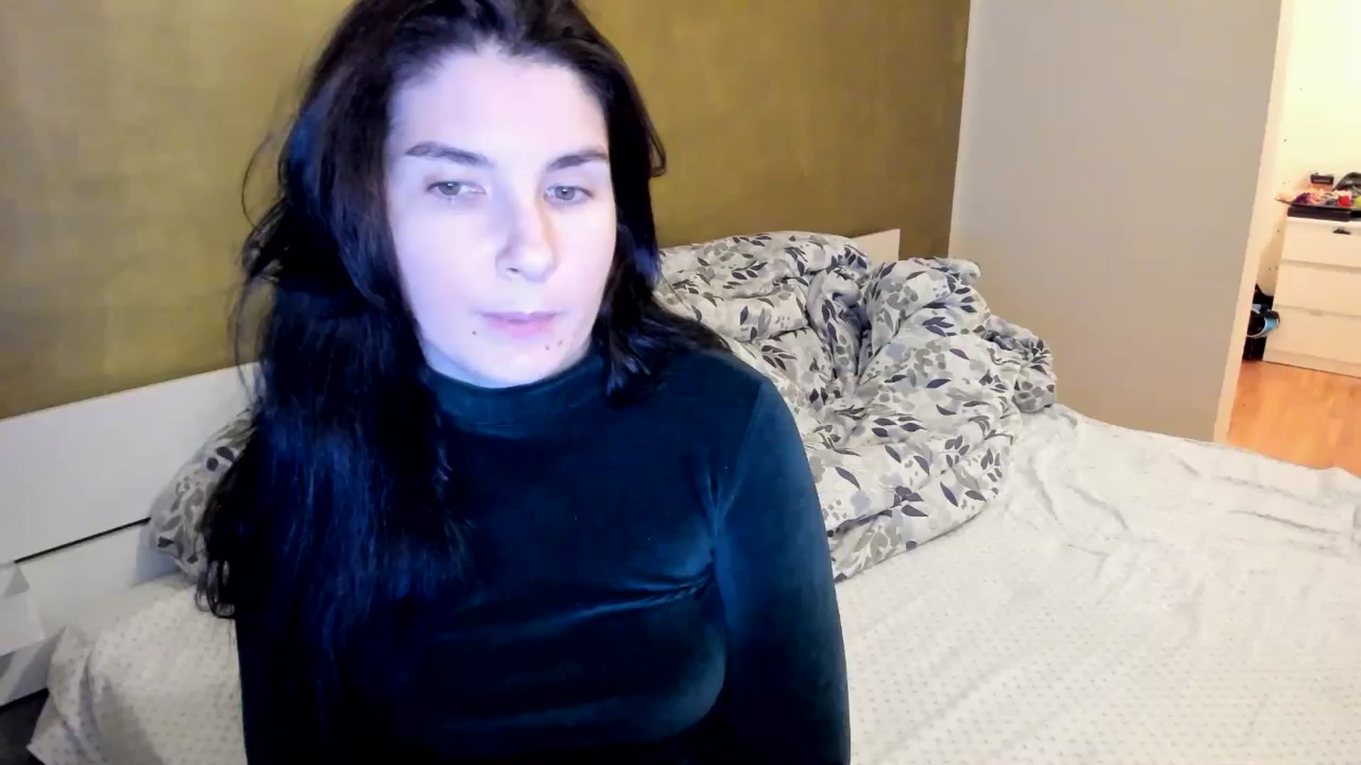 Gallery image thumbnail from SiouxPrincess's myfreecams stream on, 11/01/2025, 20:48 image 10 of 20