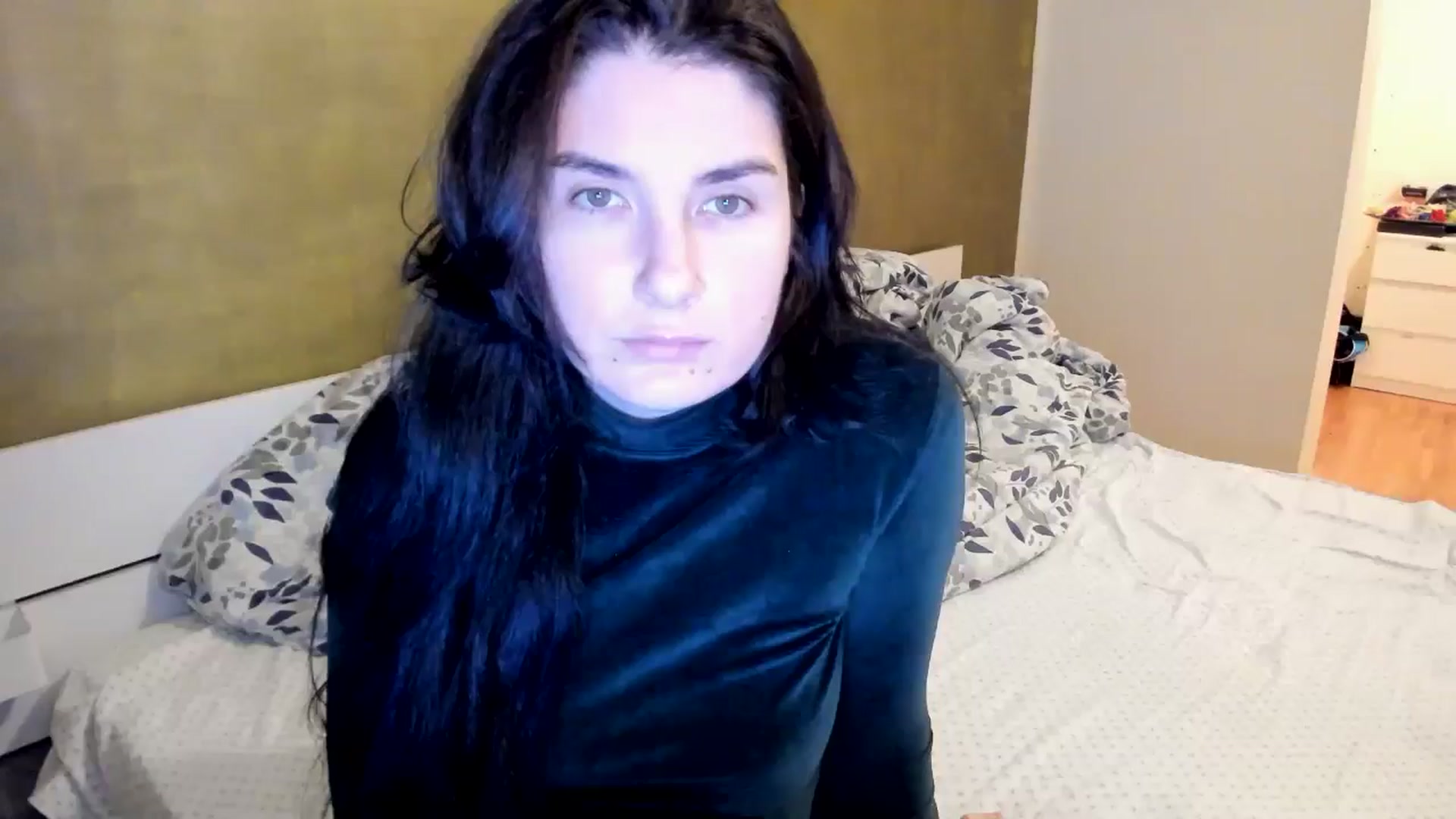 Gallery image thumbnail from SiouxPrincess's myfreecams stream on, 11/01/2025, 20:48 image 14 of 20