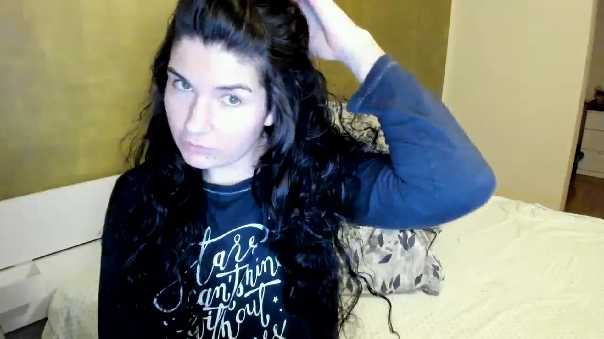 Gallery image thumbnail from SiouxPrincess's myfreecams stream on, 11/05/2025, 21:26 image 15 of 20