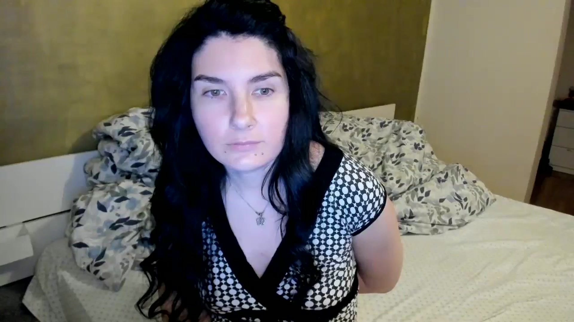 Gallery image thumbnail from SiouxPrincess's myfreecams stream on, 11/10/2025, 22:04 image 14 of 20