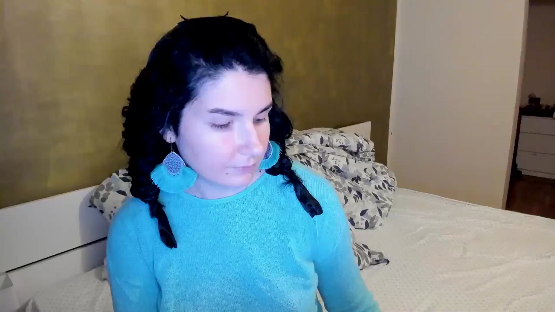 Gallery image thumbnail from SiouxPrincess's myfreecams stream on, 11/12/2025, 21:29 image 2 of 20