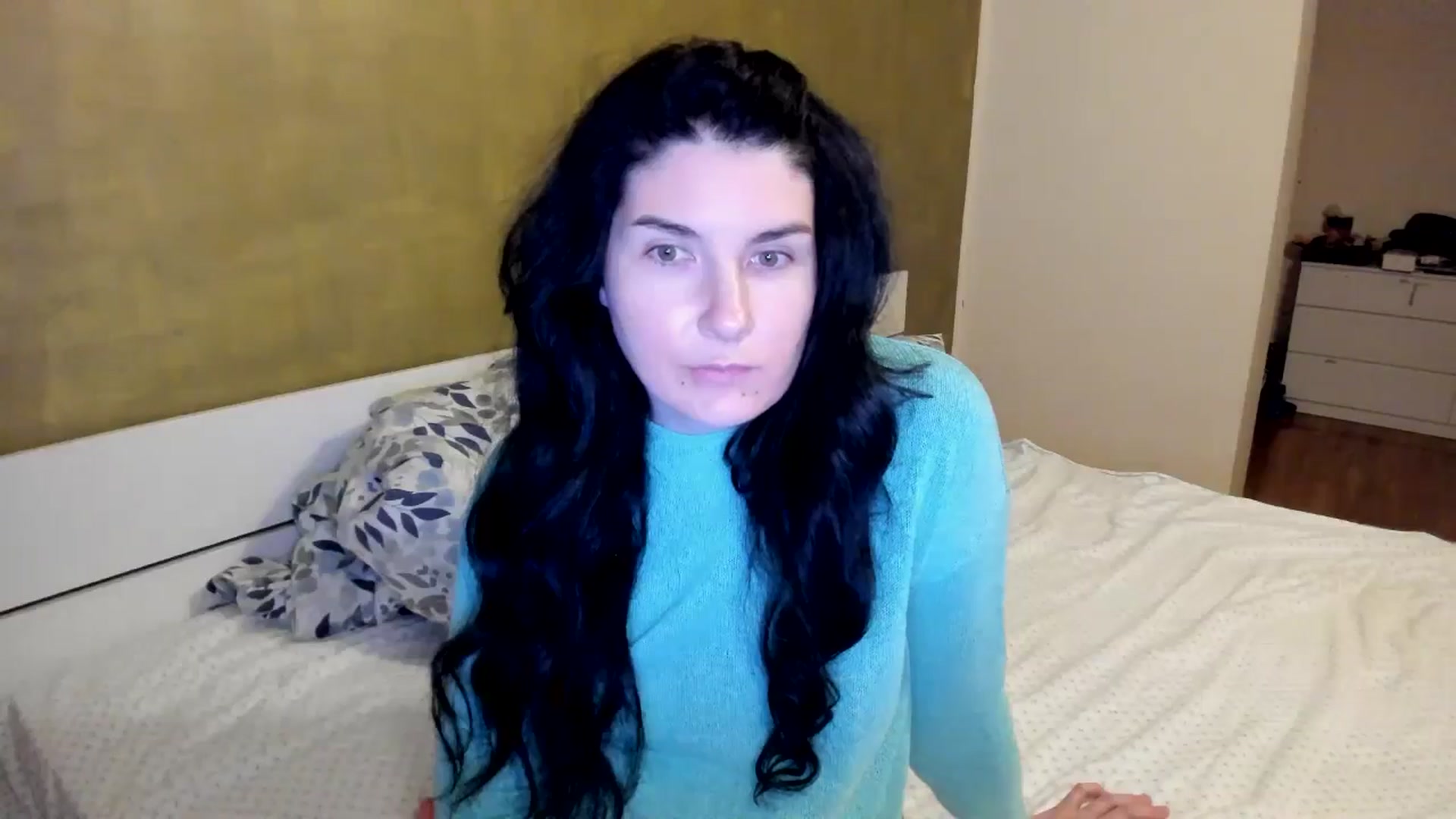 Gallery image thumbnail from SiouxPrincess's myfreecams stream on, 11/18/2025, 20:57 image 19 of 20