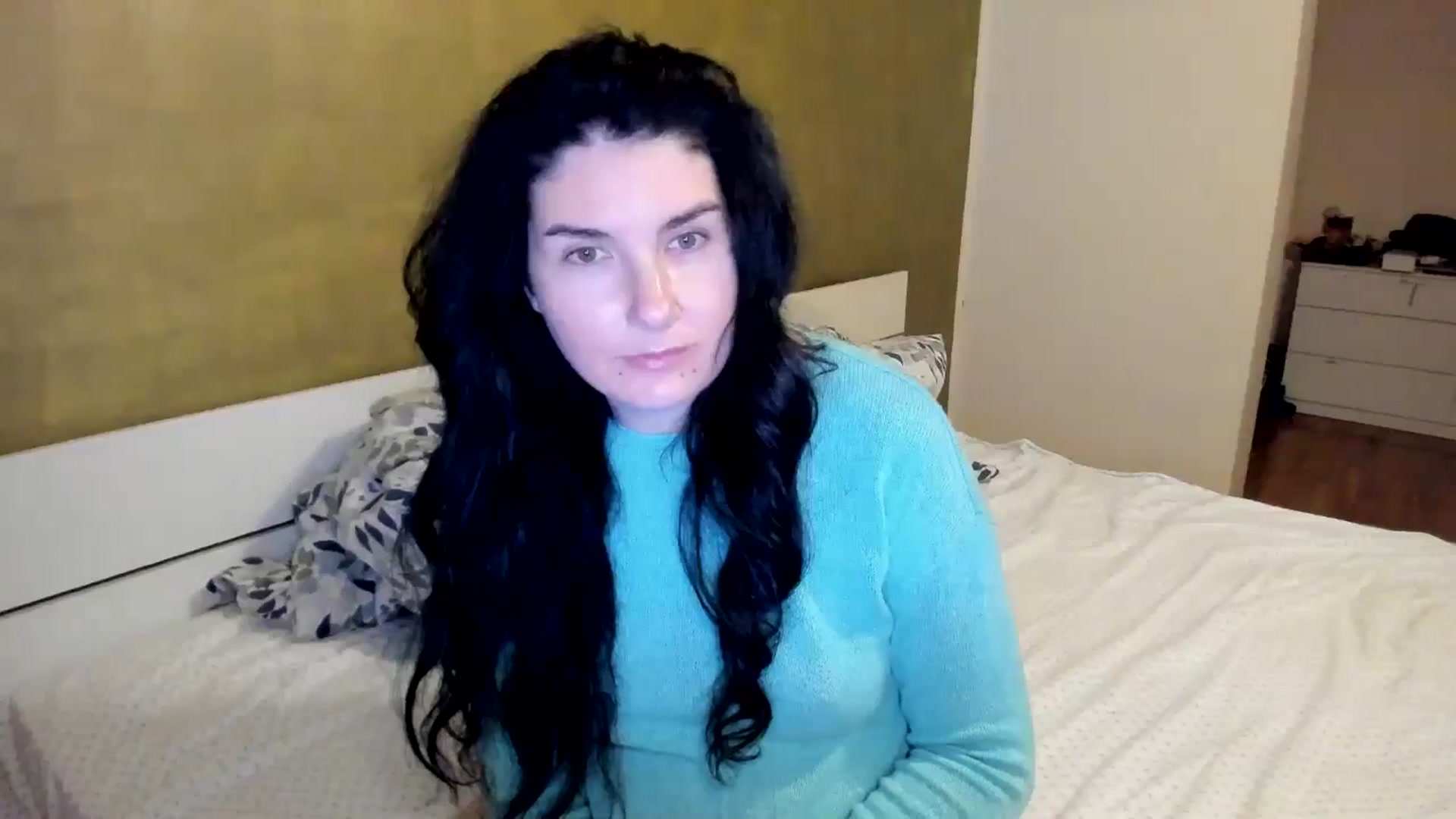 Gallery image thumbnail from SiouxPrincess's myfreecams stream on, 11/18/2025, 20:57 image 14 of 20