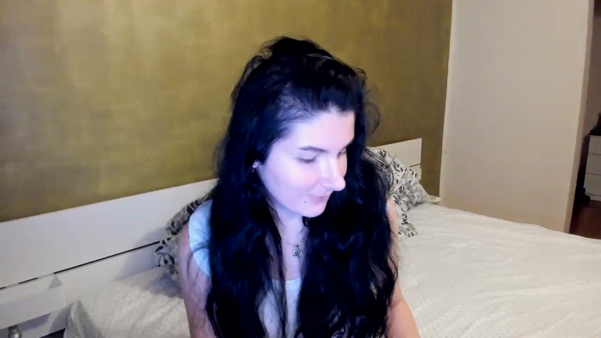 Gallery image thumbnail from SiouxPrincess's myfreecams stream on, 11/20/2025, 22:14 image 8 of 20