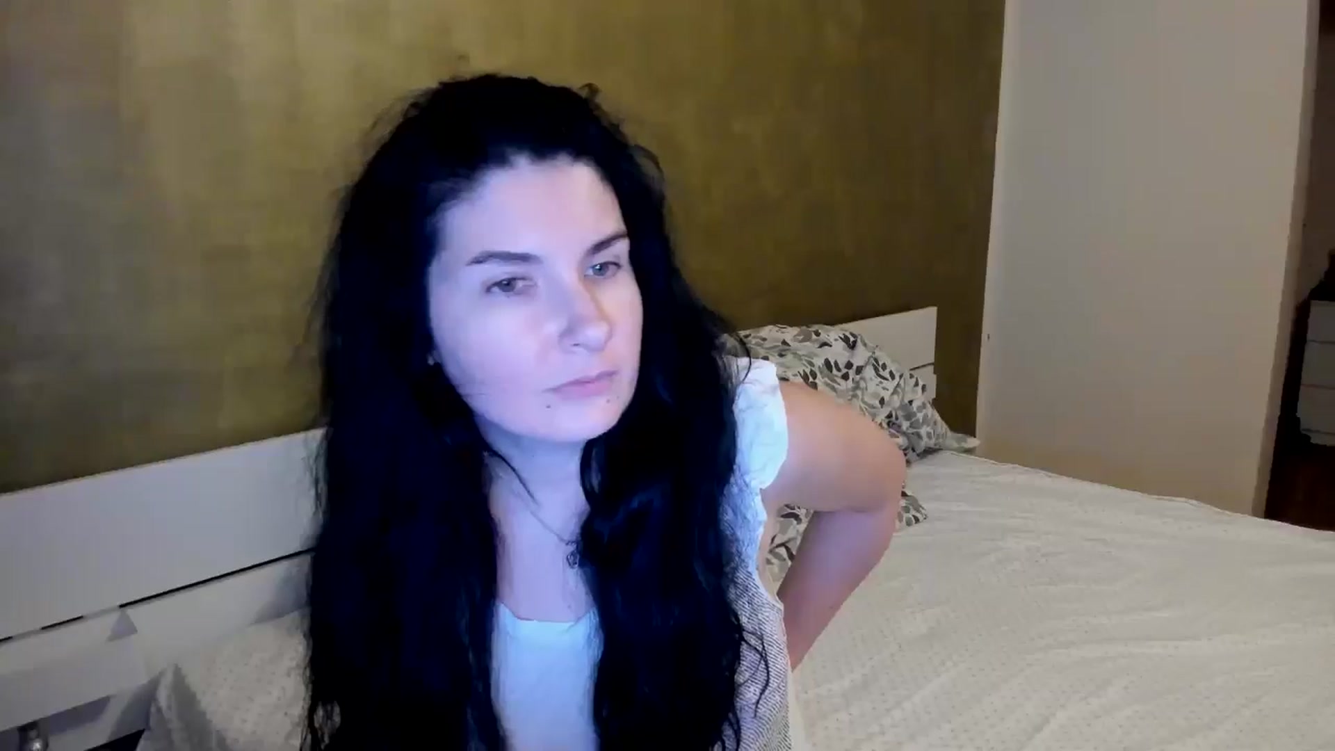 Gallery image thumbnail from SiouxPrincess's myfreecams stream on, 11/20/2025, 22:14 image 2 of 20