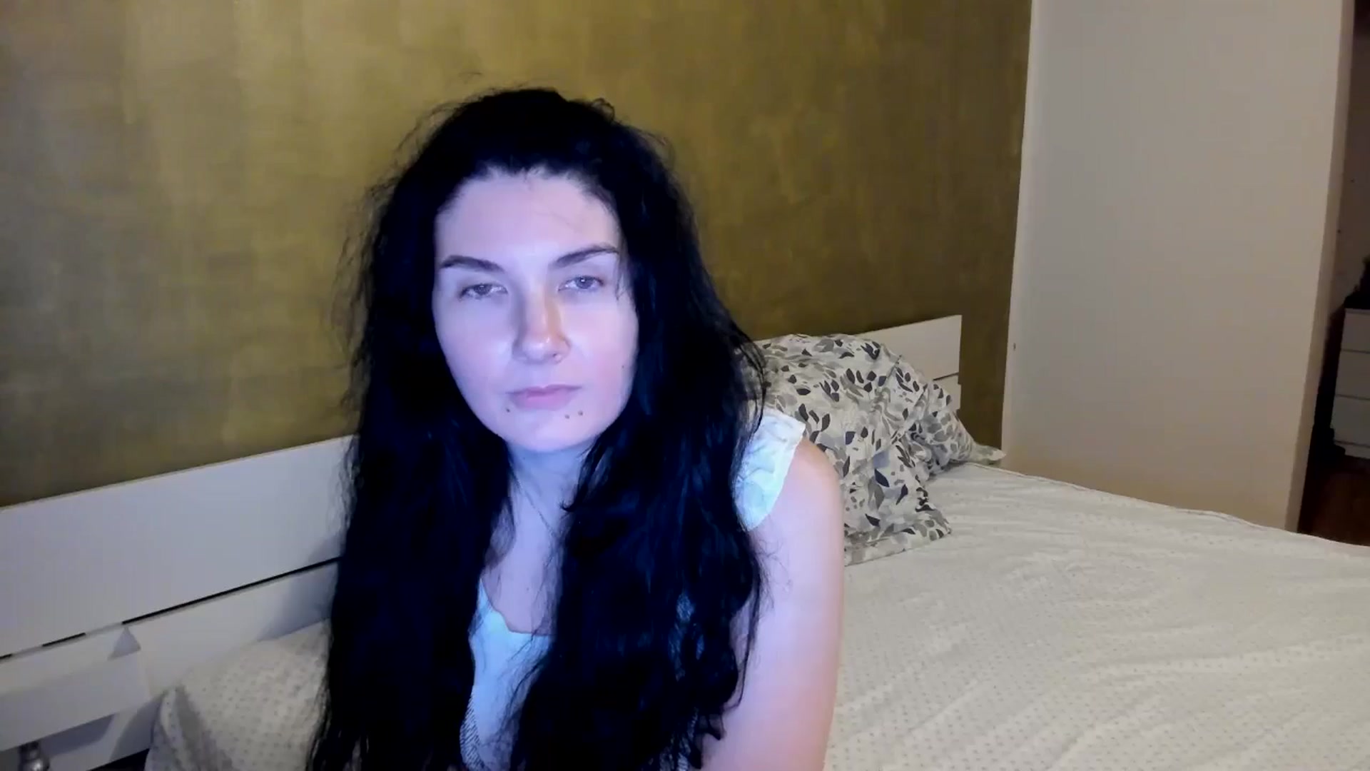 Gallery image thumbnail from SiouxPrincess's myfreecams stream on, 11/20/2025, 22:14 image 9 of 20