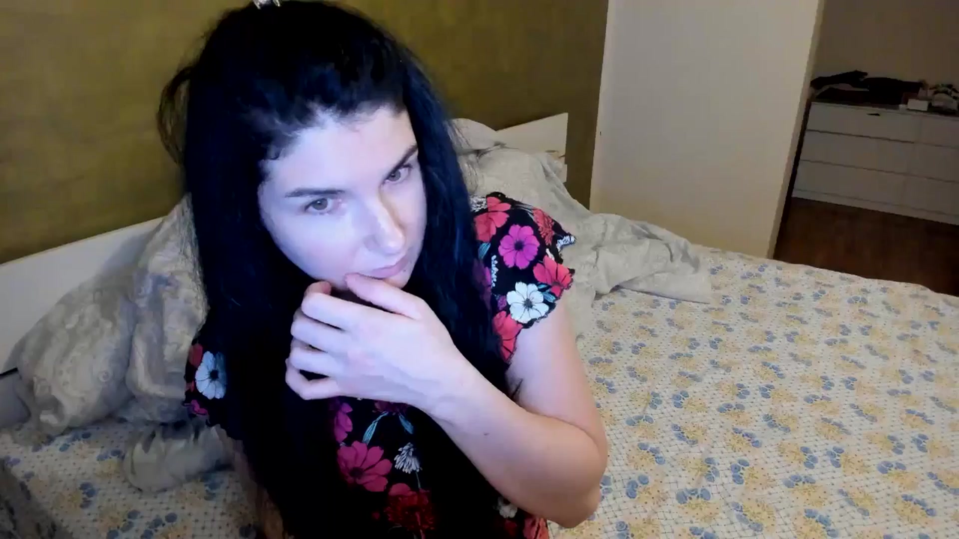 Gallery image thumbnail from SiouxPrincess's myfreecams stream on, 12/23/2025, 23:18 image 20 of 20