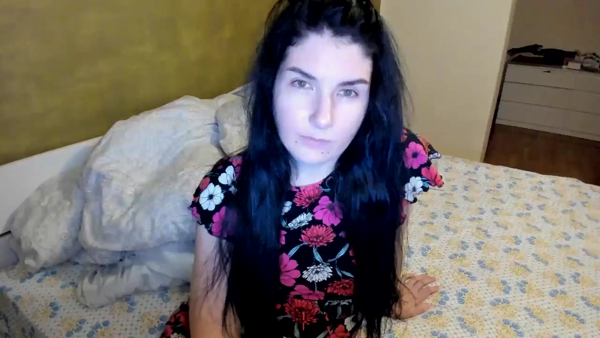 Gallery image thumbnail from SiouxPrincess's myfreecams stream on, 12/23/2025, 23:18 image 17 of 20