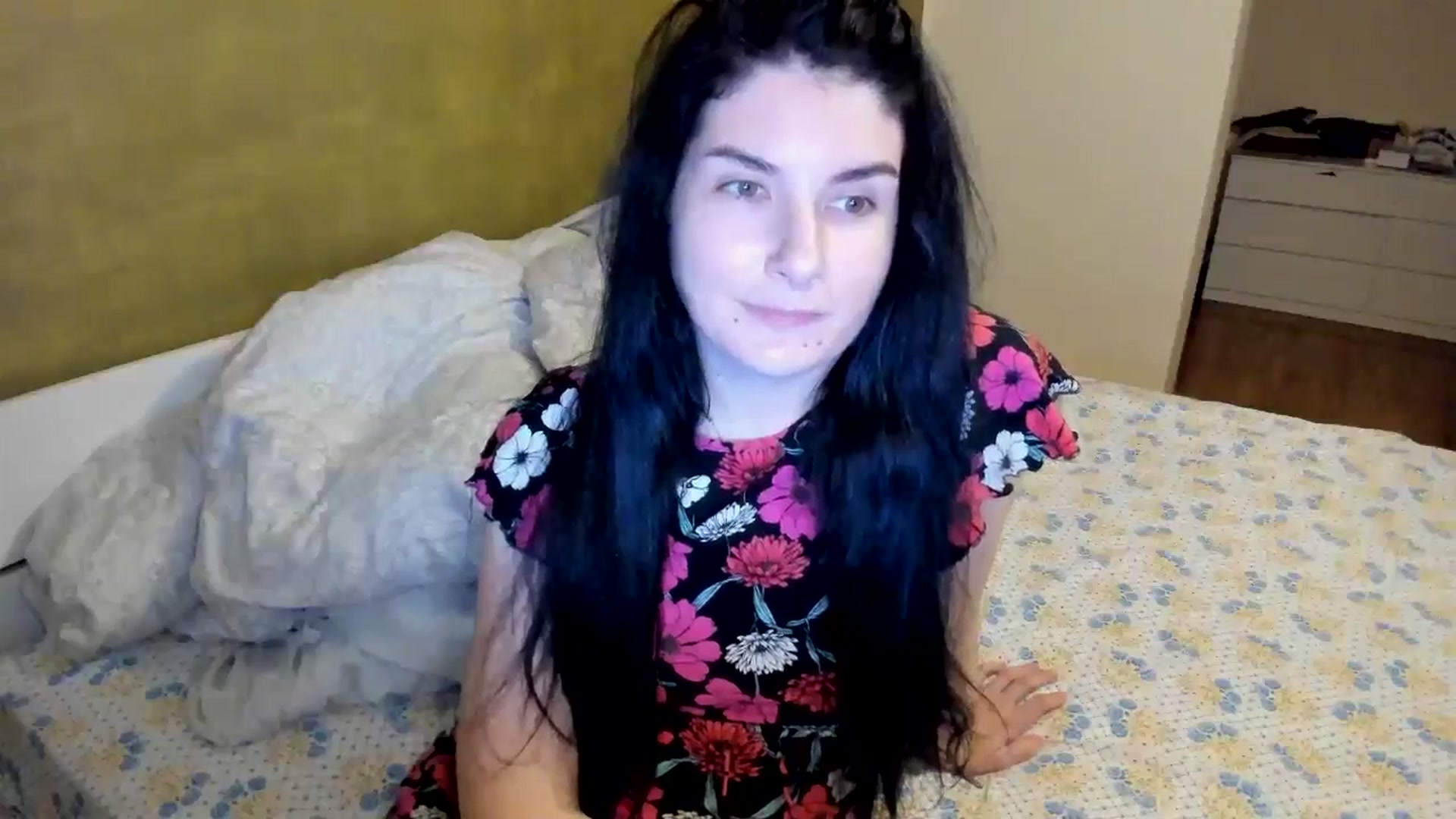 Gallery image thumbnail from SiouxPrincess's myfreecams stream on, 12/23/2025, 23:18 image 19 of 20