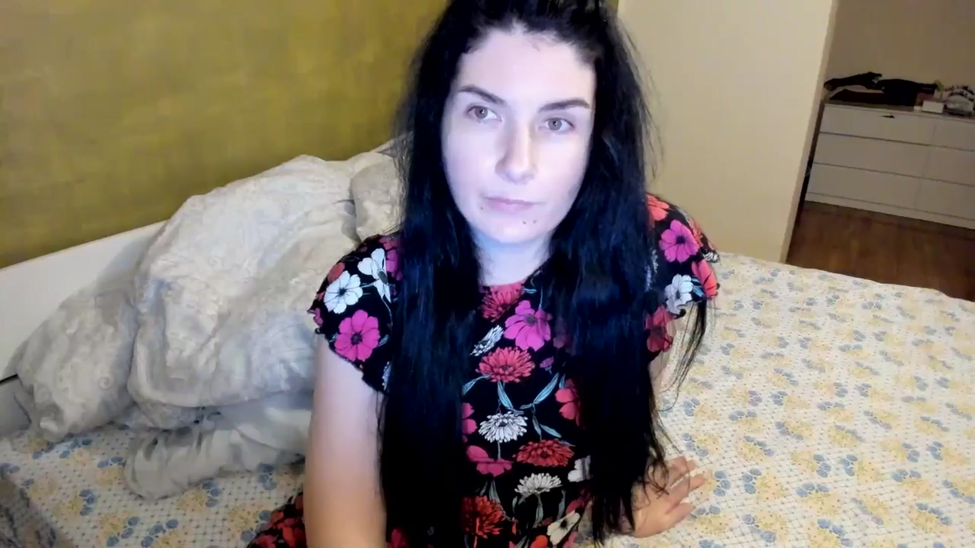 Gallery image thumbnail from SiouxPrincess's myfreecams stream on, 12/23/2025, 23:18 image 6 of 20
