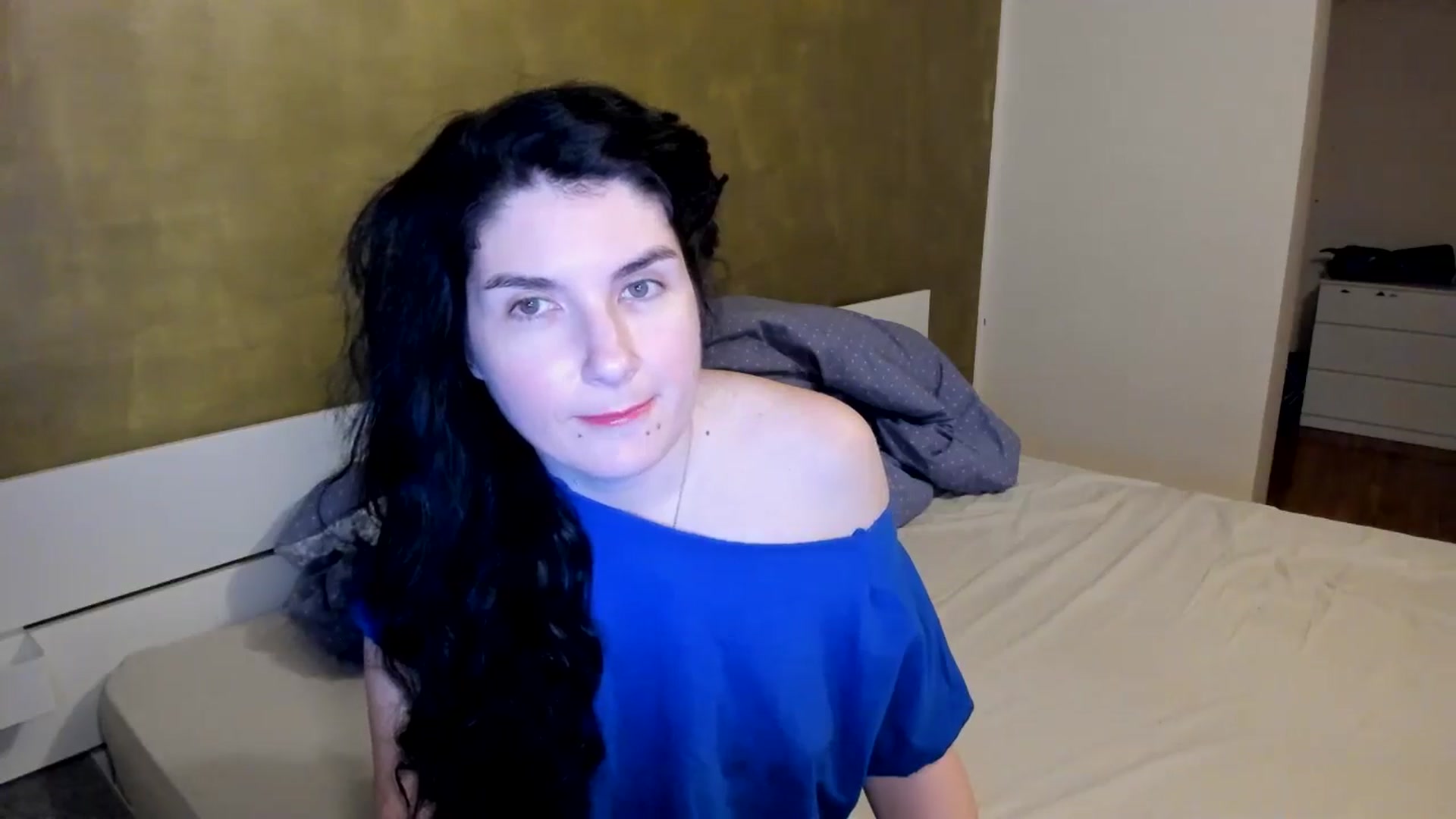 Gallery image thumbnail from SiouxPrincess's myfreecams stream on, 02/07/2026, 23:04 image 18 of 20