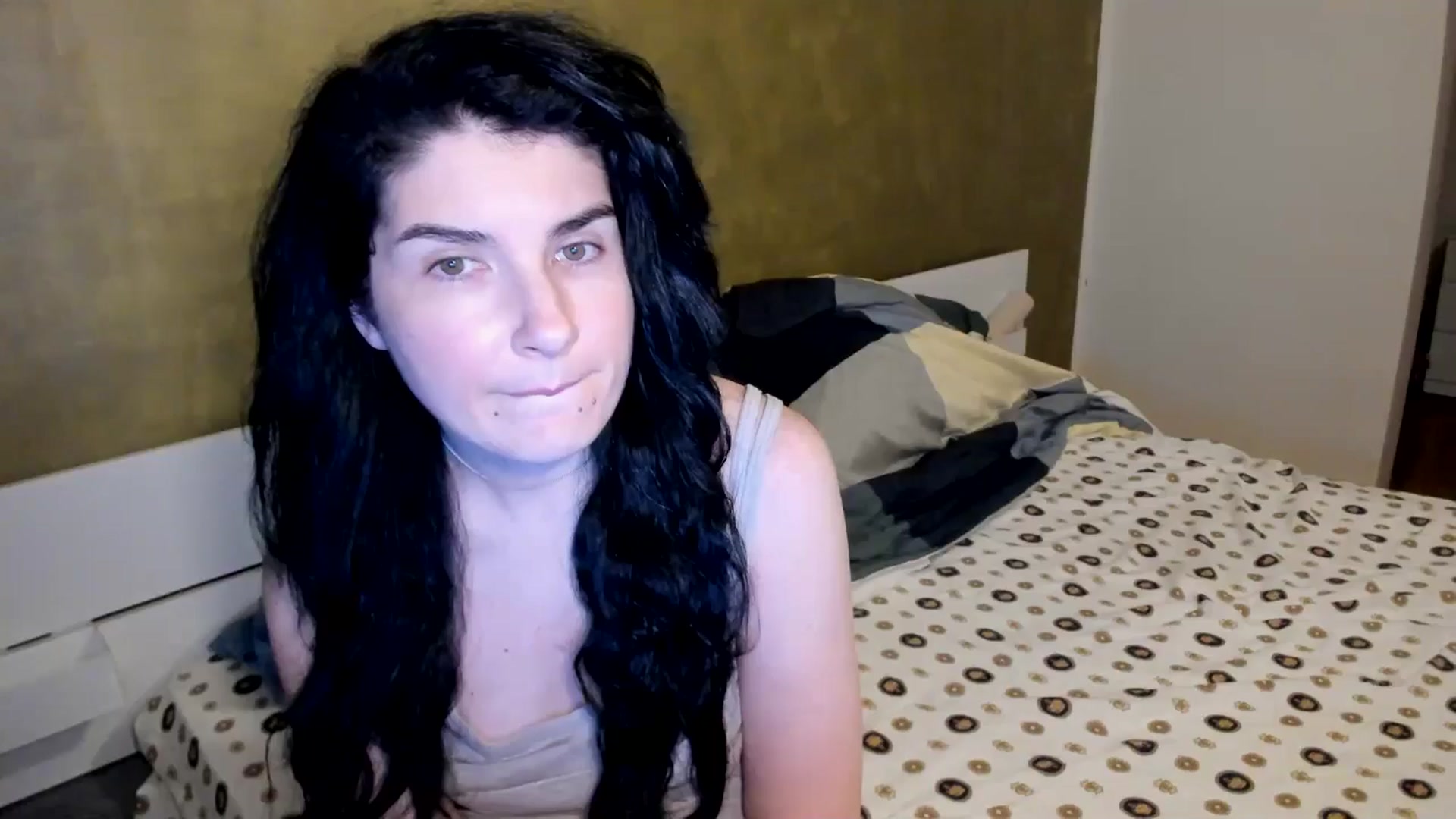 Gallery image thumbnail from SiouxPrincess's myfreecams stream on, 03/28/2026, 22:47 image 16 of 20