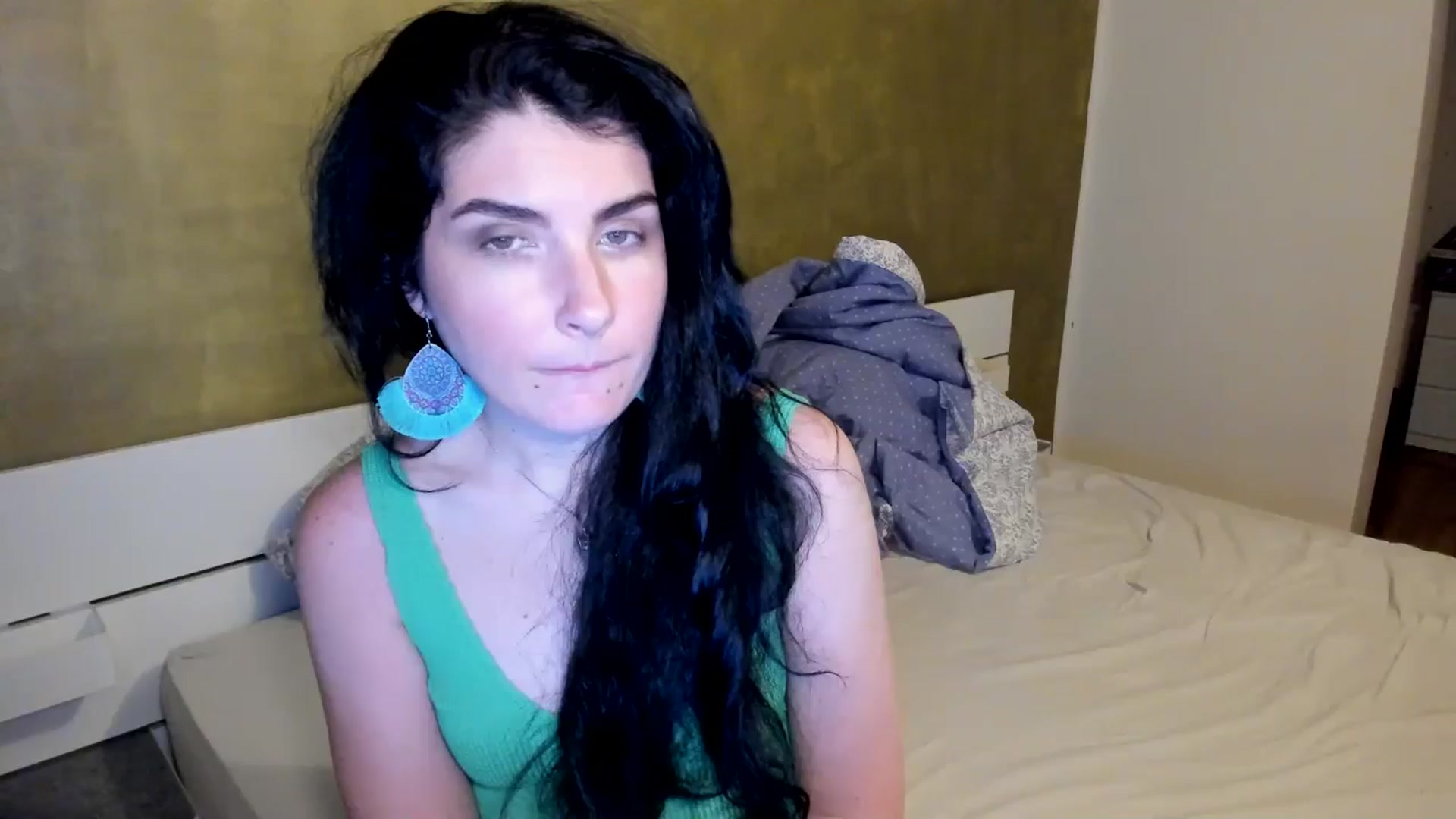 Gallery image thumbnail from SiouxPrincess's myfreecams stream on, 04/15/2026, 21:26 image 12 of 20