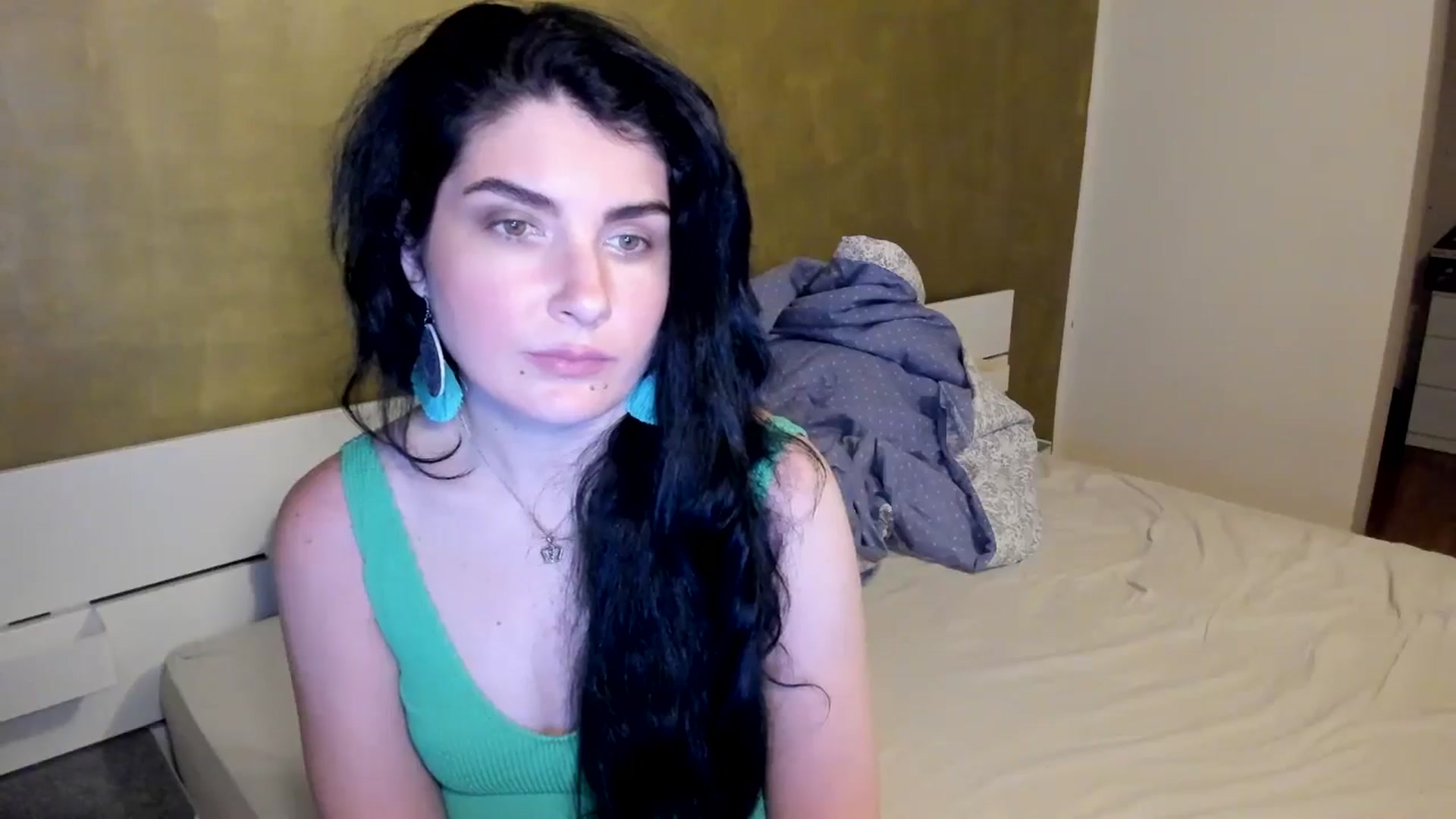 Gallery image thumbnail from SiouxPrincess's myfreecams stream on, 04/15/2026, 21:26 image 16 of 20