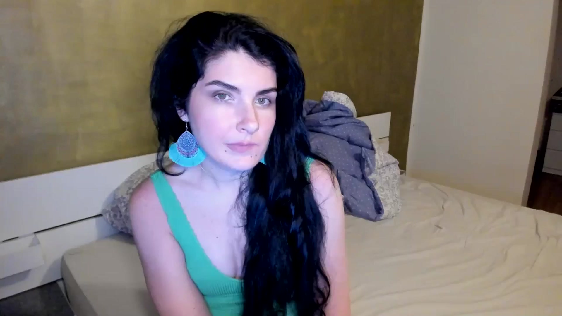 Gallery image thumbnail from SiouxPrincess's myfreecams stream on, 04/15/2026, 21:26 image 8 of 20