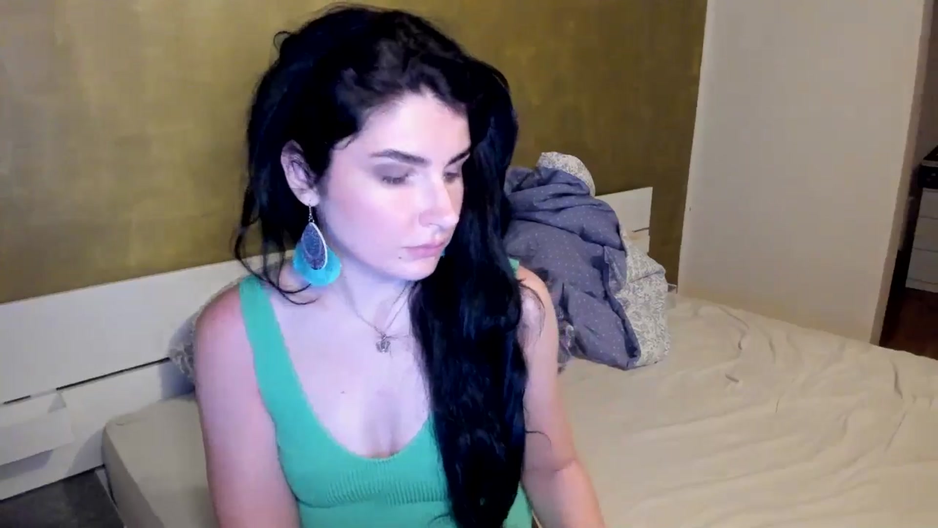 Gallery image thumbnail from SiouxPrincess's myfreecams stream on, 04/15/2026, 21:26 image 14 of 20